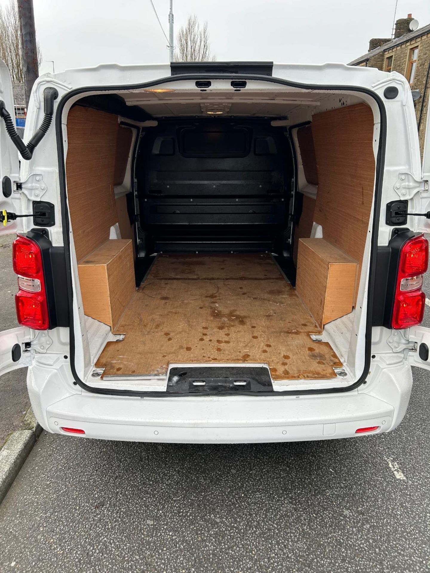 2021 VAUXHALL VIVARO SPORTIVE 24K MILES ONLY - READY FOR WORK! - Image 9 of 12