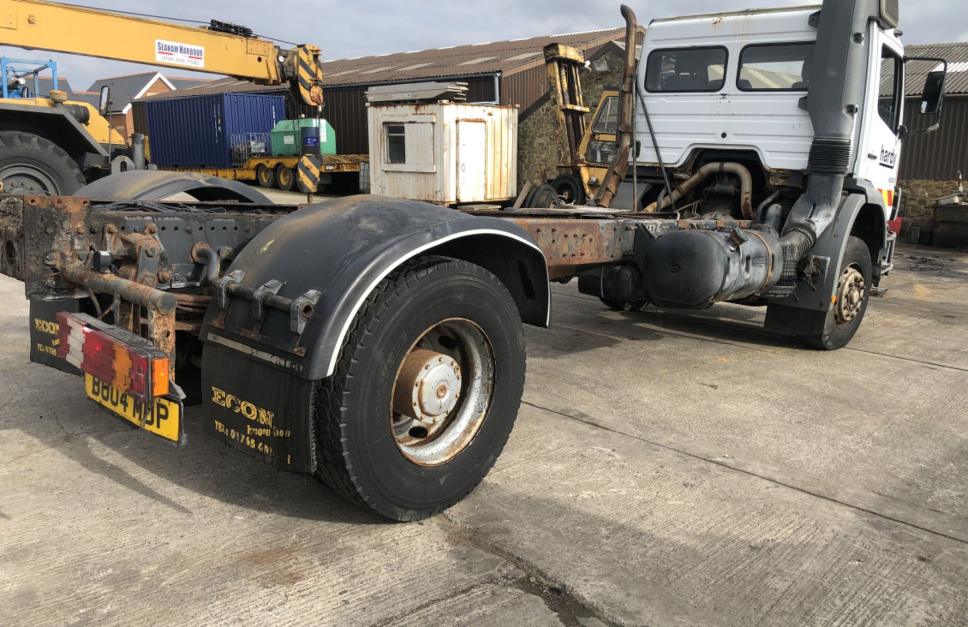 MERCEDES 1823 ATEGO CAB AND CHASSIS - Image 4 of 7