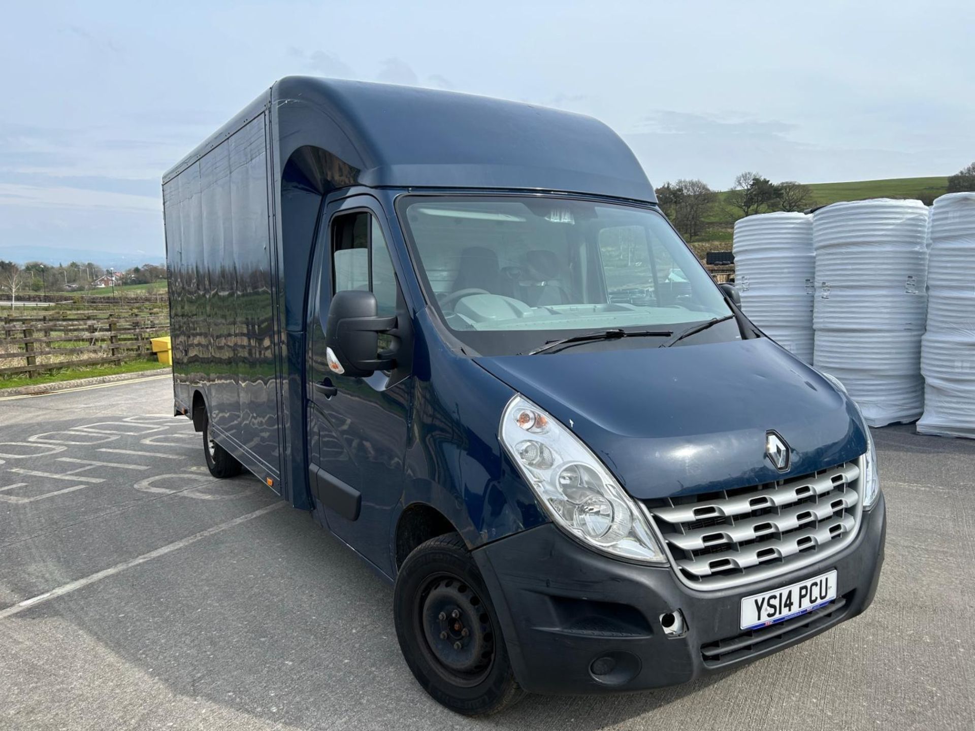 2014 RENAULT MASTER- 140K MILES - HPI CLEAR - READY FOR WORK!