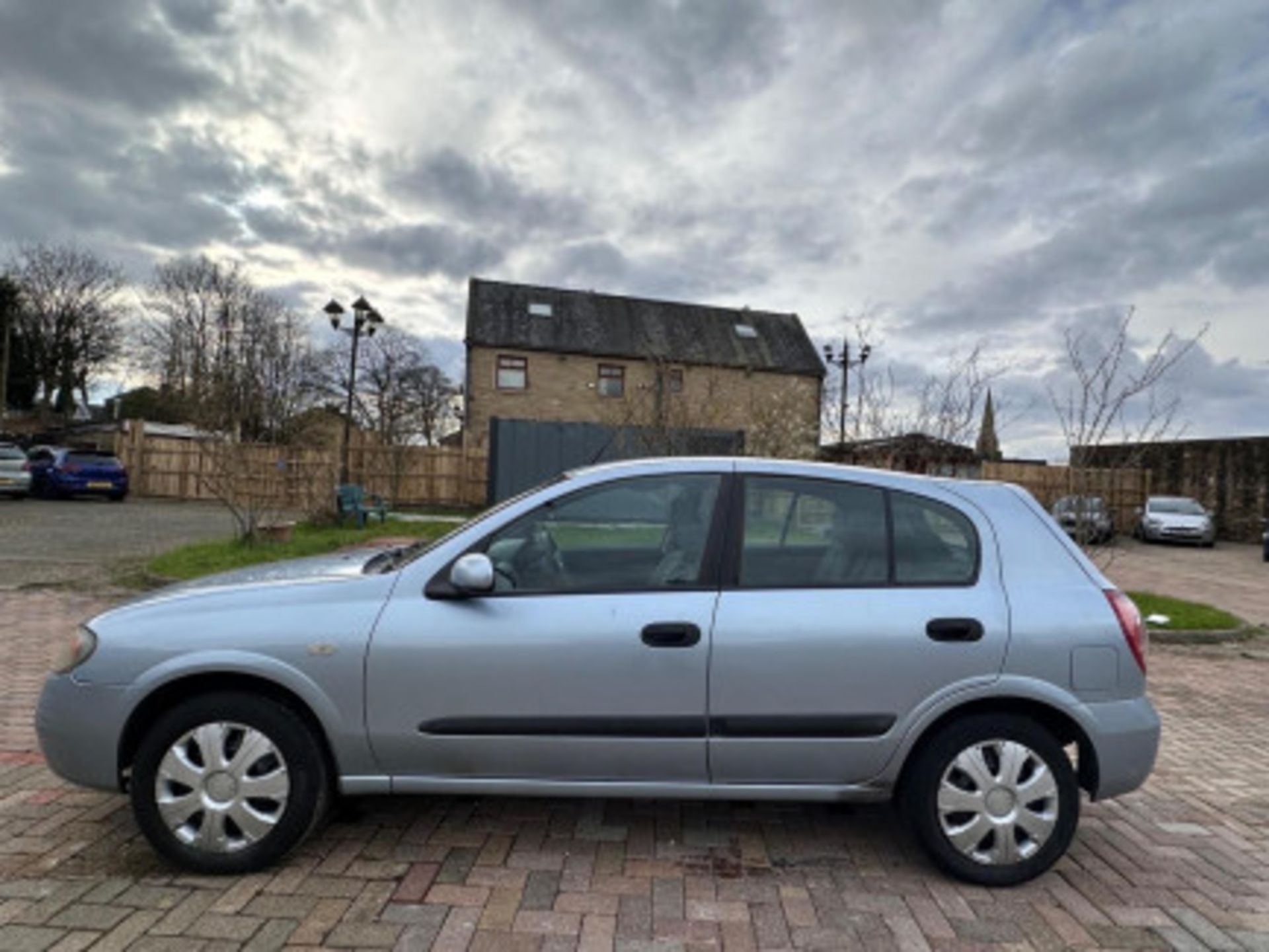 2006 NISSAN ALMERA - PERFECT CAR FOR BEGINNERS AND YOUNG LEARNERS >>--NO VAT ON HAMMER--<< - Image 30 of 92