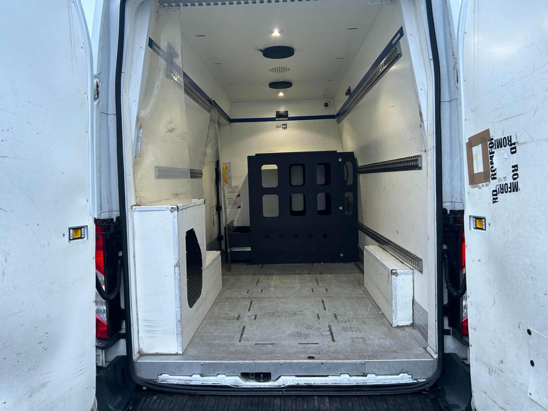 2018 FORD TRANSIT 2.0 TDCI 130PS L3 H3 LONG WHEEL BASE PANEL VAN - Image 7 of 12