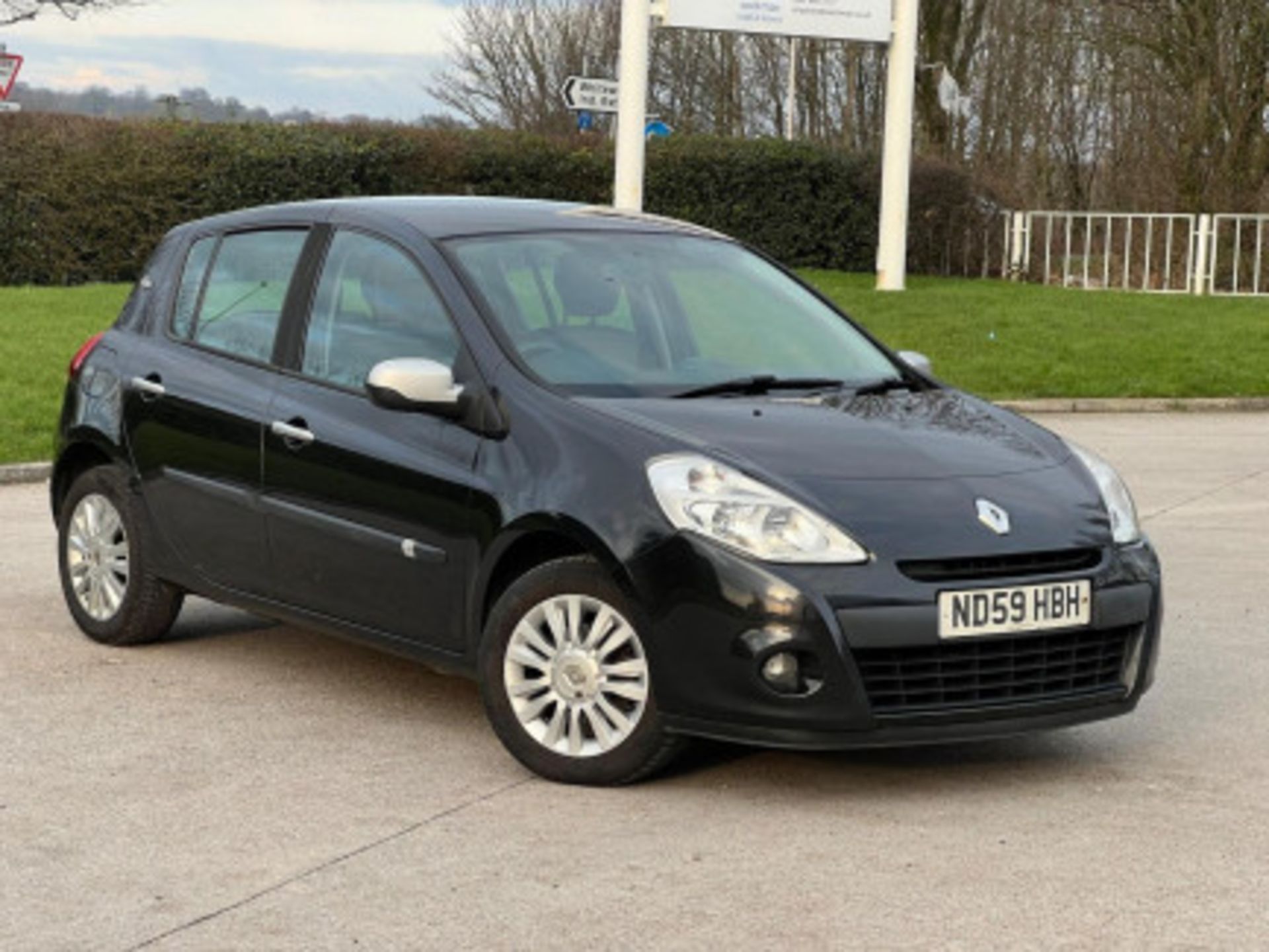 2009 RENAULT CLIO 1.2 16V EXPRESSION 5DR >>--NO VAT ON HAMMER--<< - Image 54 of 111