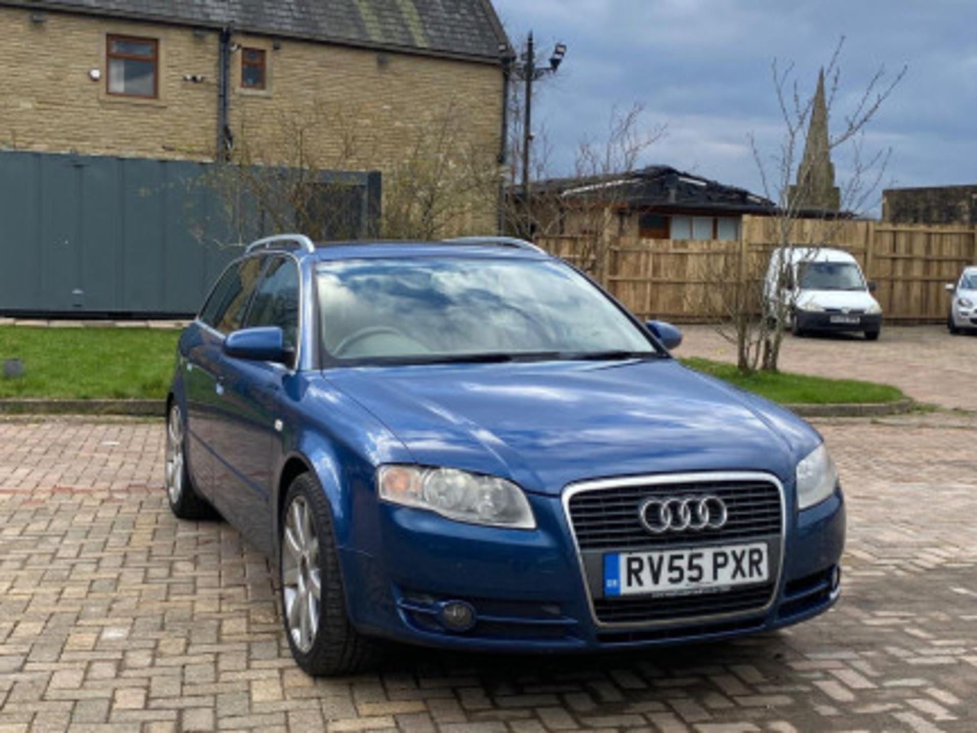 AUDI A4 AVANT 1.9 TDI SE 5DR ESTATE - RARE AND RELIABLE LUXURY WAGON >>--NO VAT ON HAMMER--<< - Image 40 of 97