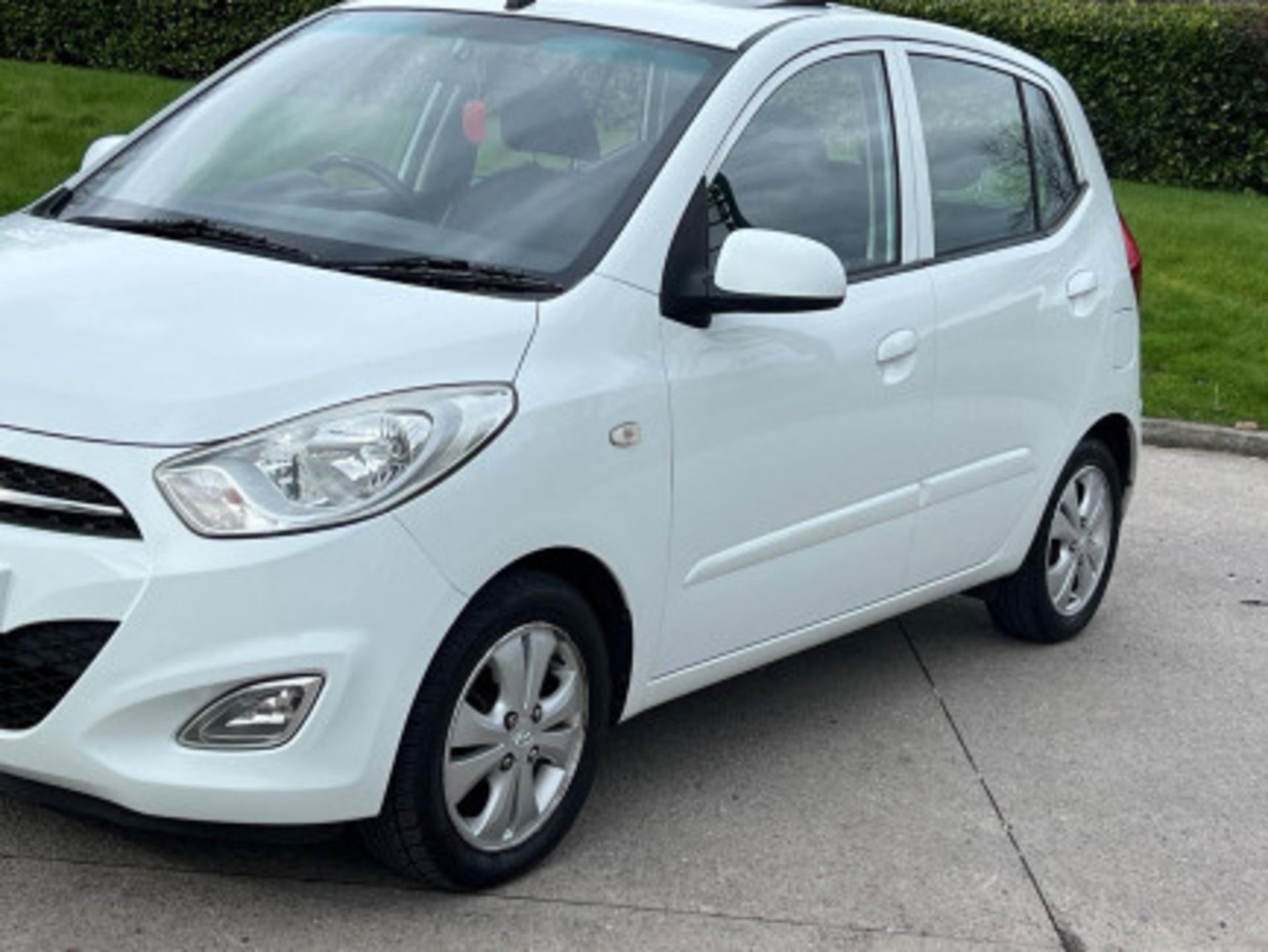 2011 HYUNDAI I10 1.2 STYLE EURO 5DR WHITE >>--NO VAT ON HAMMER--<< - Image 44 of 116