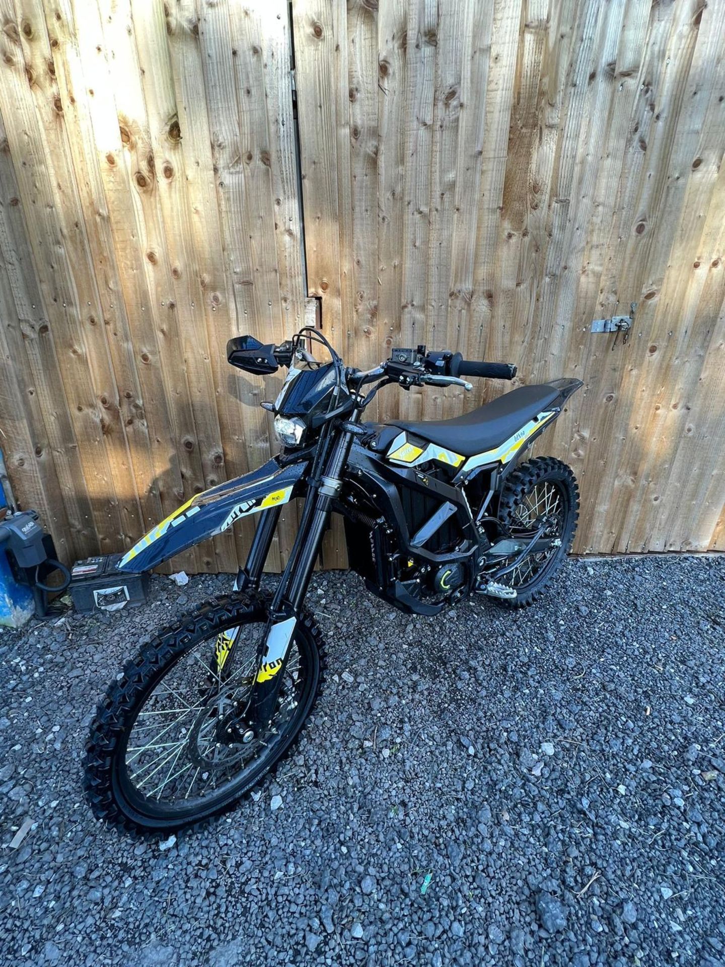 SURRON ULTRA BEE ELECTRIC BIKE BRAND NEW 2024 ONLY DONE 280 MILES