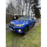 TOYOTA HILUX INVINCIBLE X AUTOMATIC 60K MILES