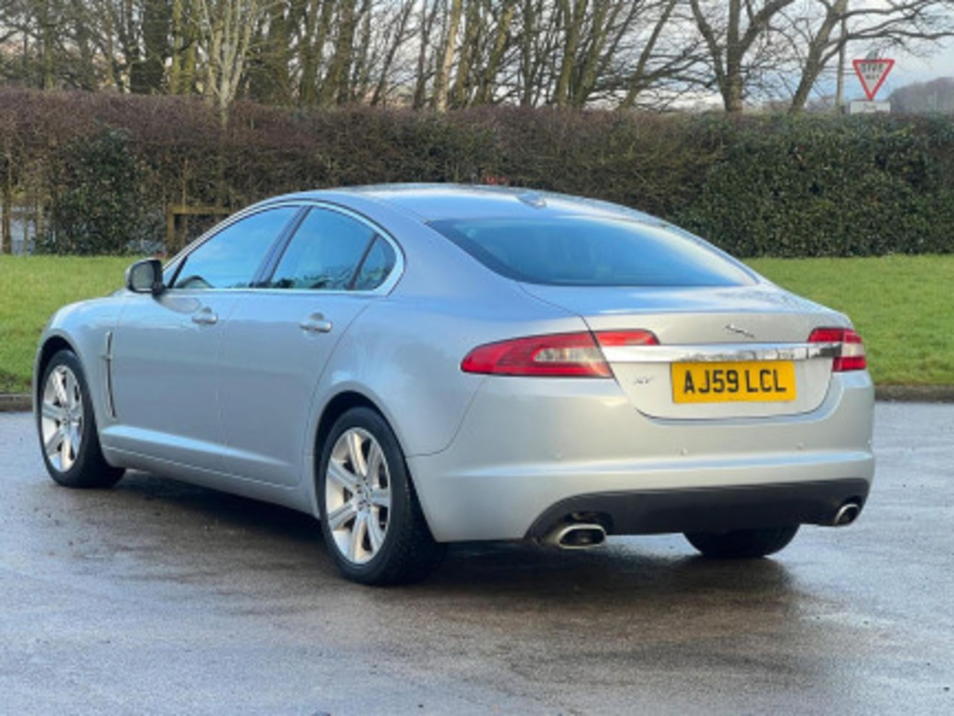 LUXURIOUS JAGUAR XF 3.0D V6 LUXURY 4DR AUTOMATIC SALOON >>--NO VAT ON HAMMER--<< - Image 50 of 118