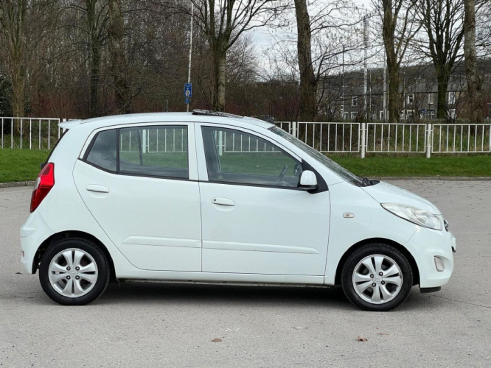 2011 HYUNDAI I10 1.2 STYLE EURO 5DR WHITE >>--NO VAT ON HAMMER--<< - Image 113 of 116