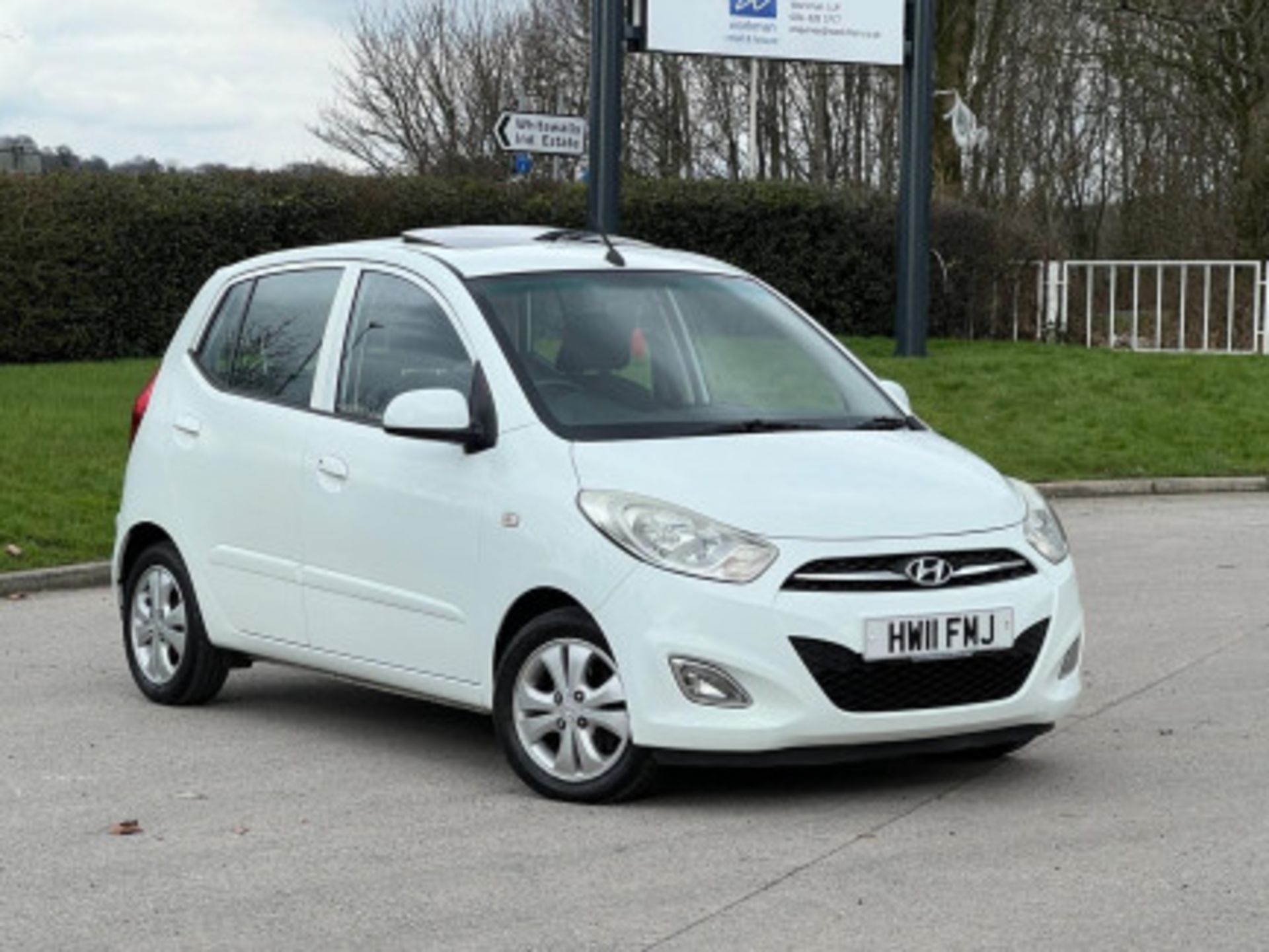 2011 HYUNDAI I10 1.2 STYLE EURO 5DR WHITE >>--NO VAT ON HAMMER--<<