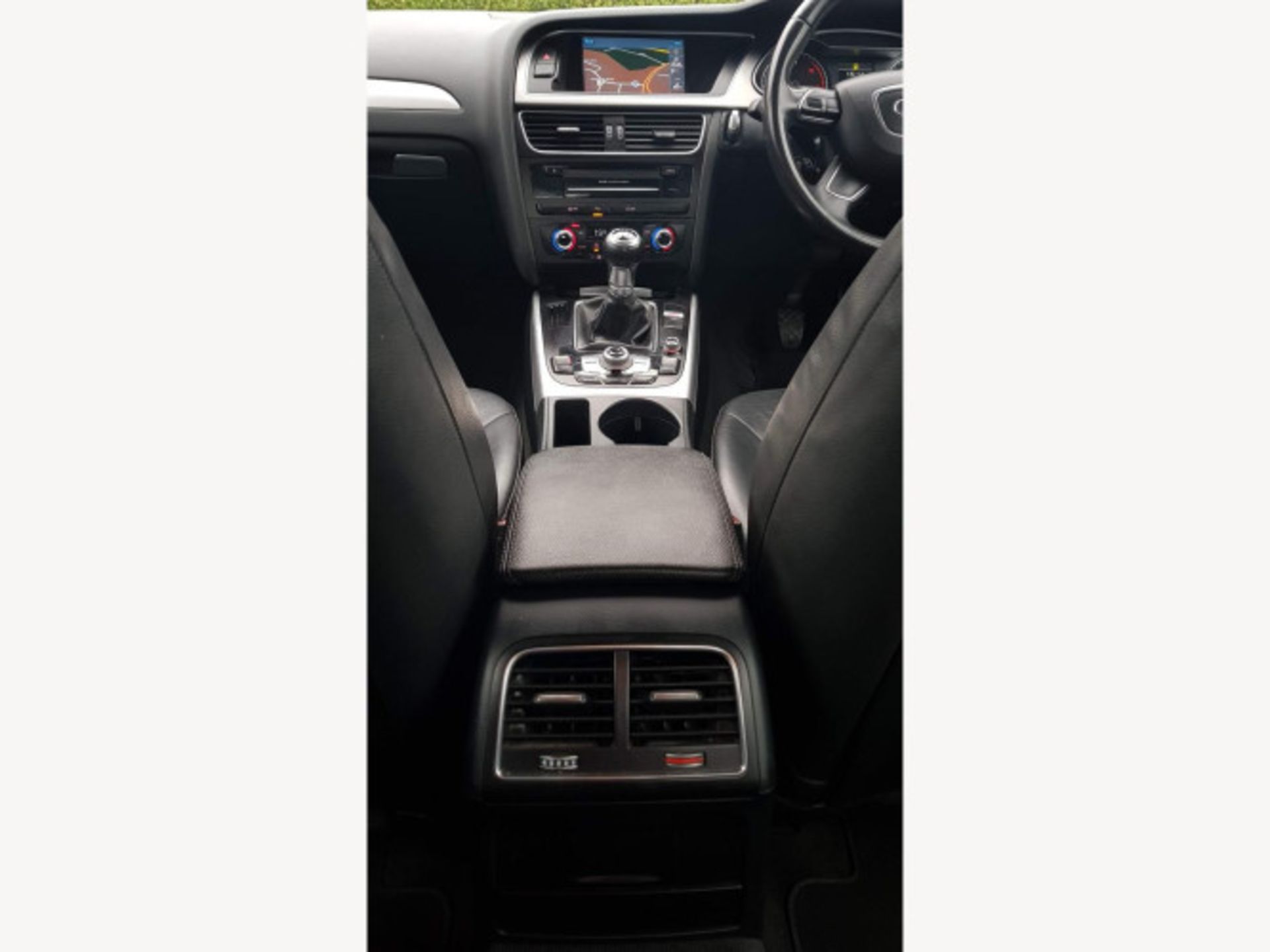 2013 AUDI A4 2.0 TDI SE TECHNIK 4DR - >>-NO VAT ON HAMMER<< - Bild 125 aus 193