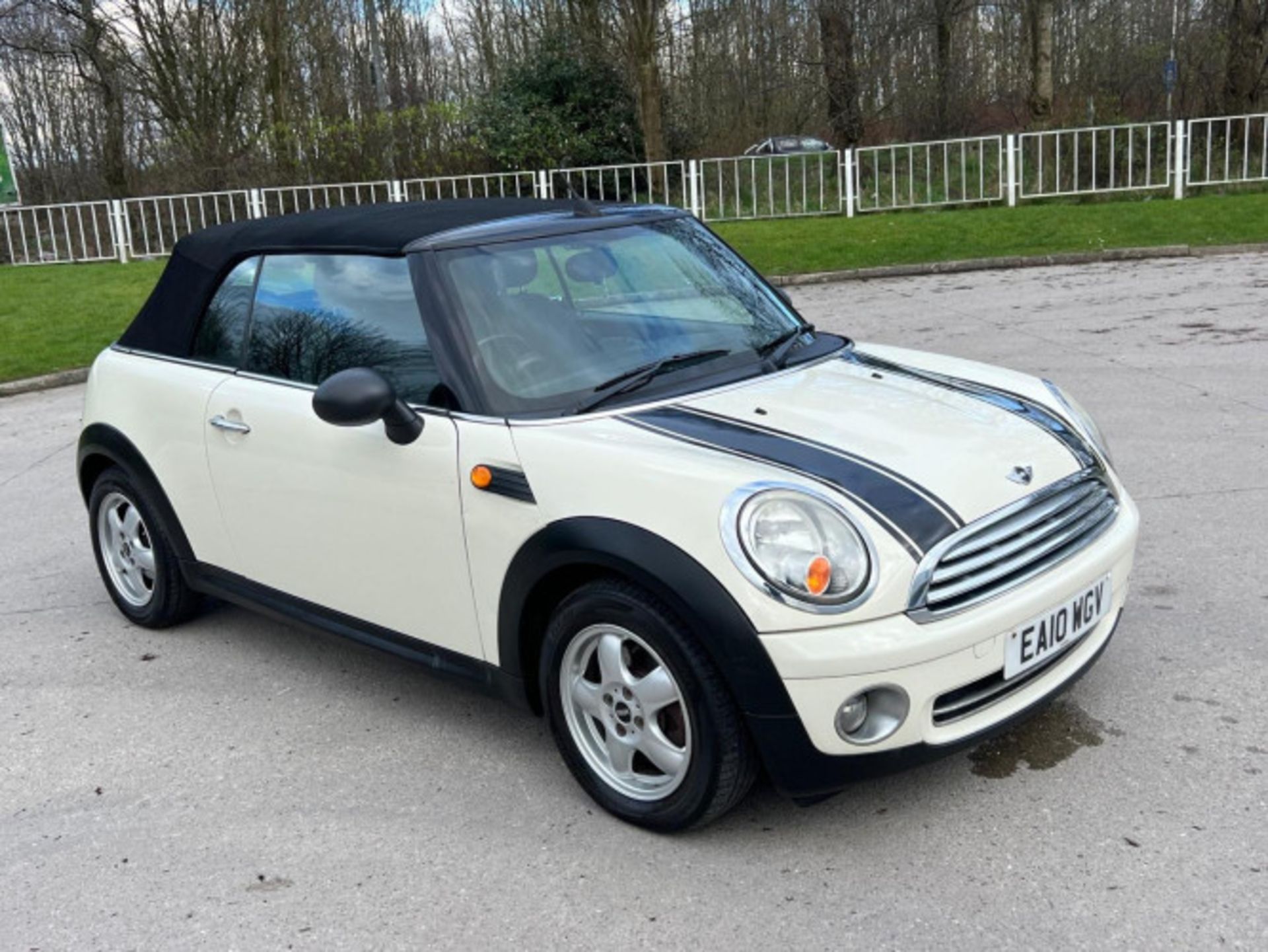 2010 MINI CONVERTIBLE ONE 1.6 - 92K MILES -WELL-MAINTAINED >--NO VAT ON HAMMER--<< - Image 81 of 95