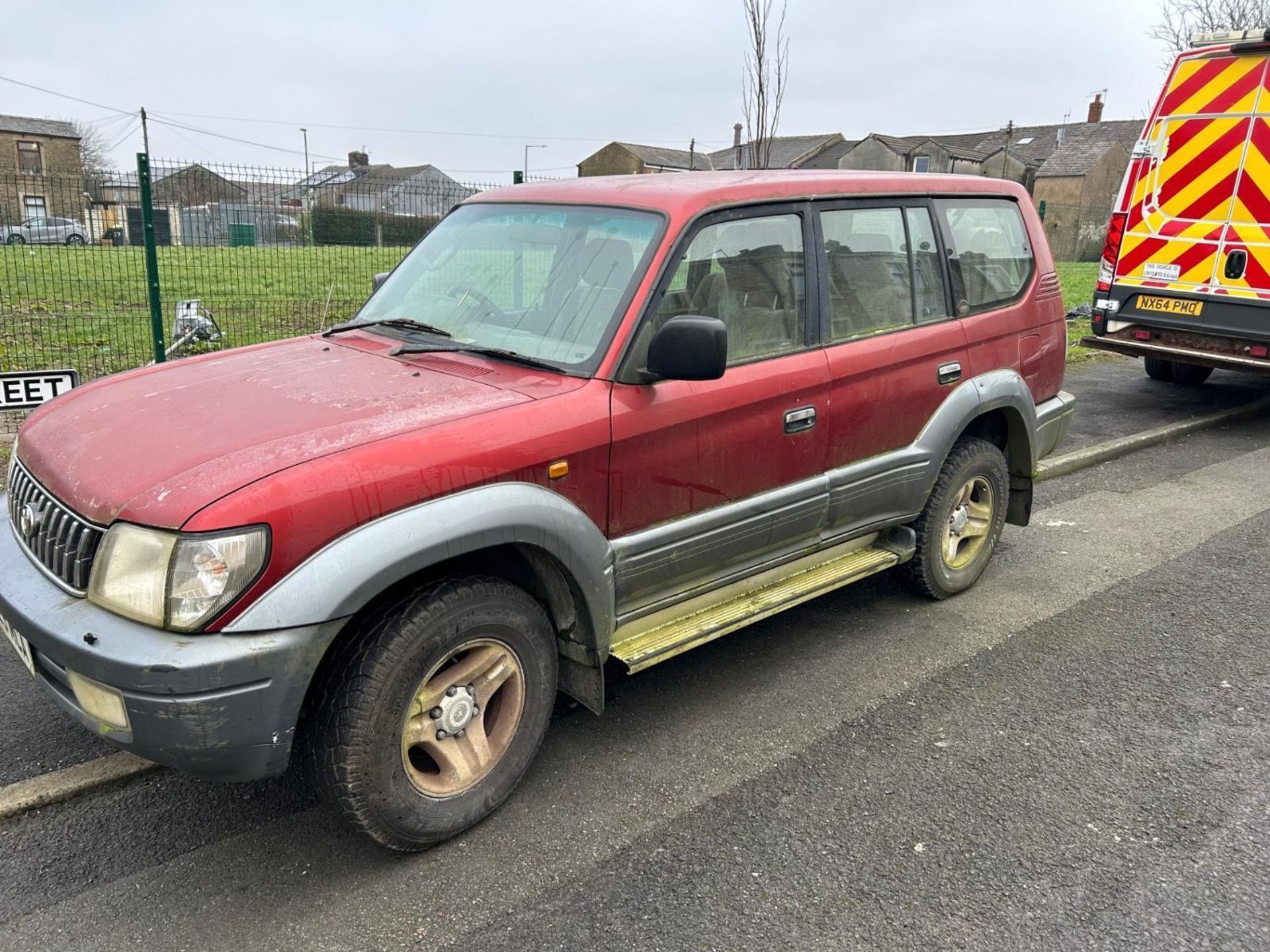 2001 TOYOTA LANDCRUISER -210K MILES - HPI CLEAR -READY TO WORK !