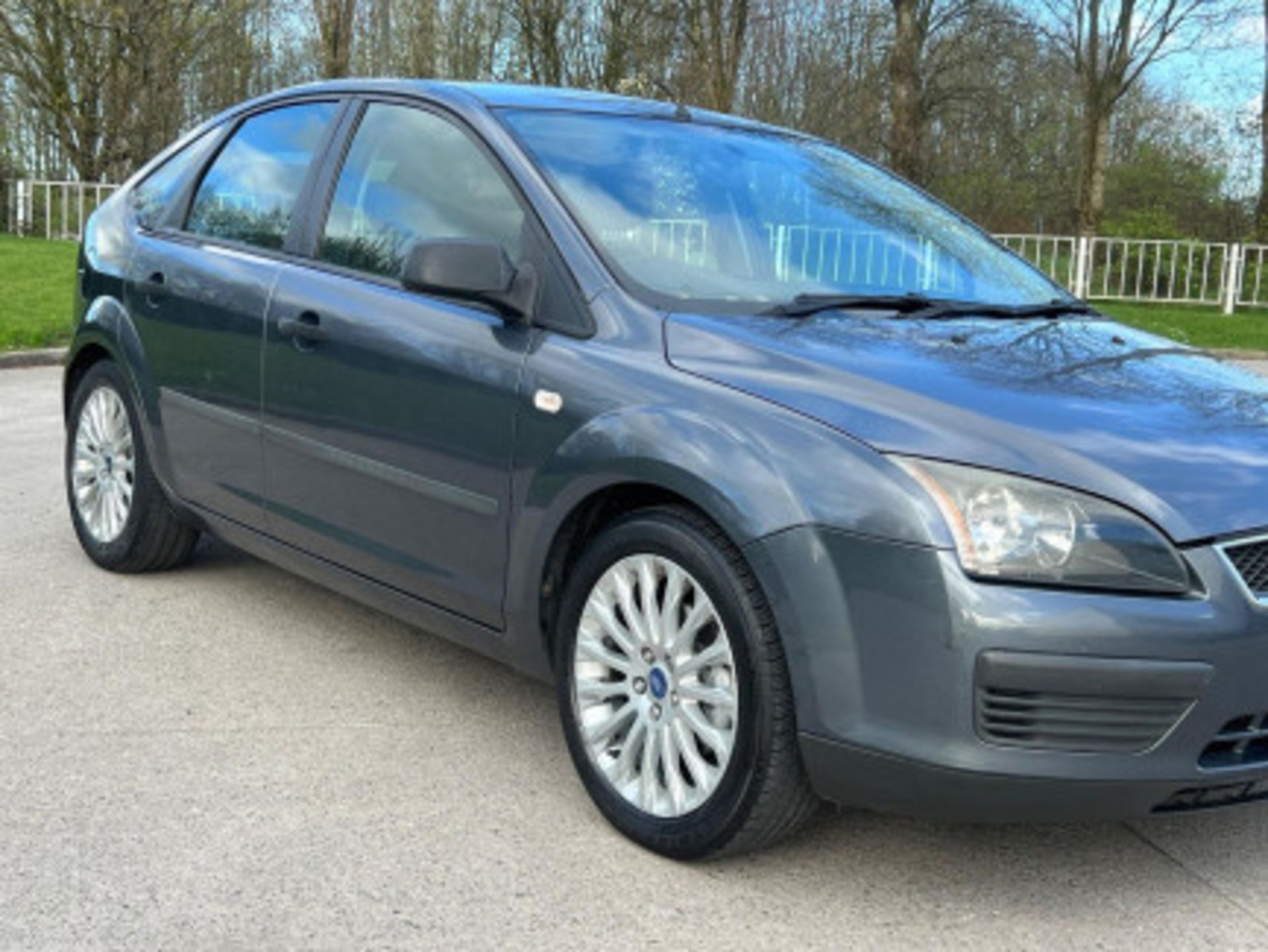 2005 FORD FOCUS 1.6 LX 5DR >>--NO VAT ON HAMMER--<< - Image 40 of 103