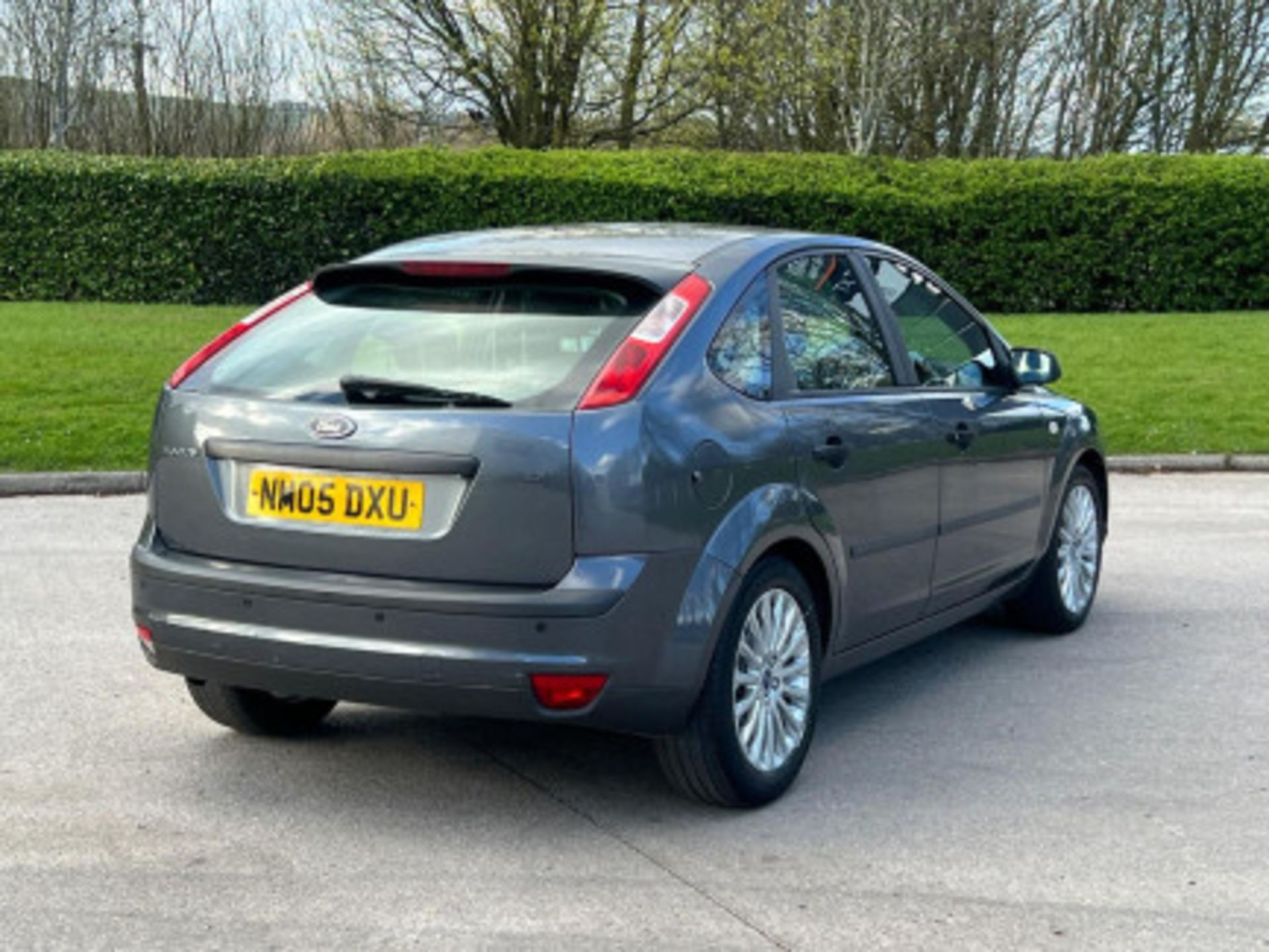 2005 FORD FOCUS 1.6 LX 5DR >>--NO VAT ON HAMMER--<< - Image 32 of 103