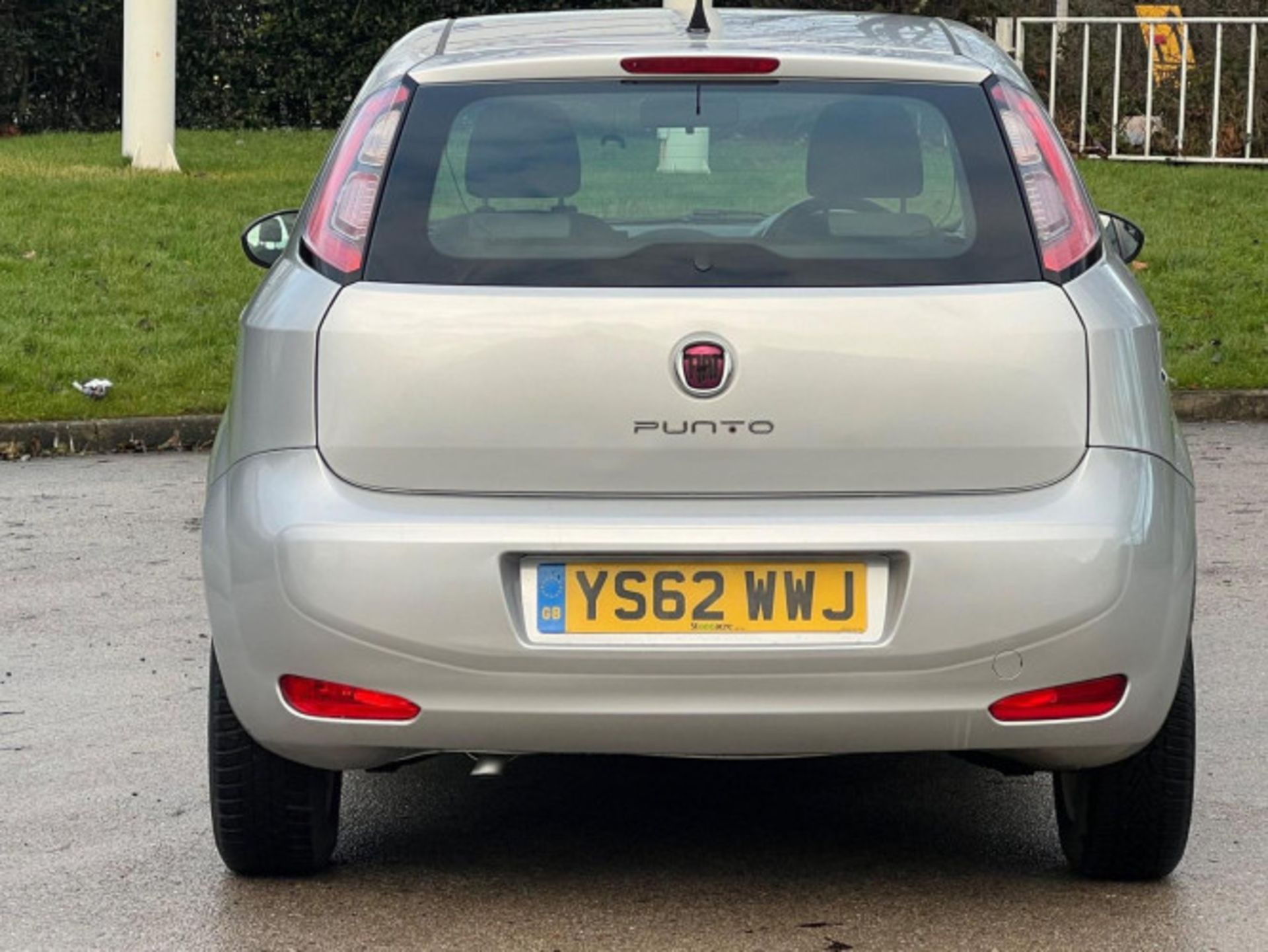 2013 FIAT PUNTO 1.4 PETROL - LONG MOT, >>--NO VAT ON HAMMER--<< - Image 89 of 105