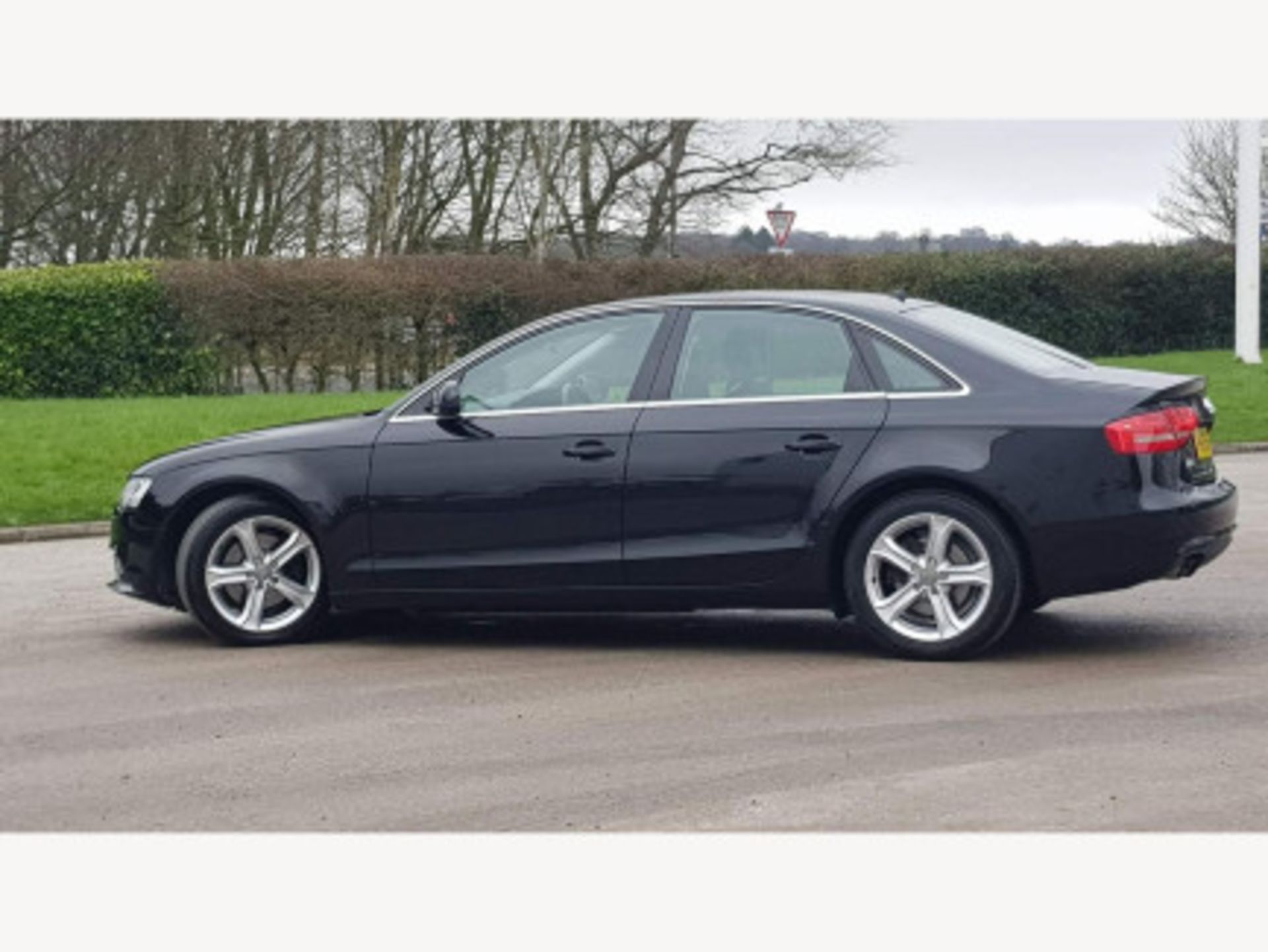 2013 AUDI A4 2.0 TDI SE TECHNIK 4DR - >>-NO VAT ON HAMMER<< - Image 67 of 193