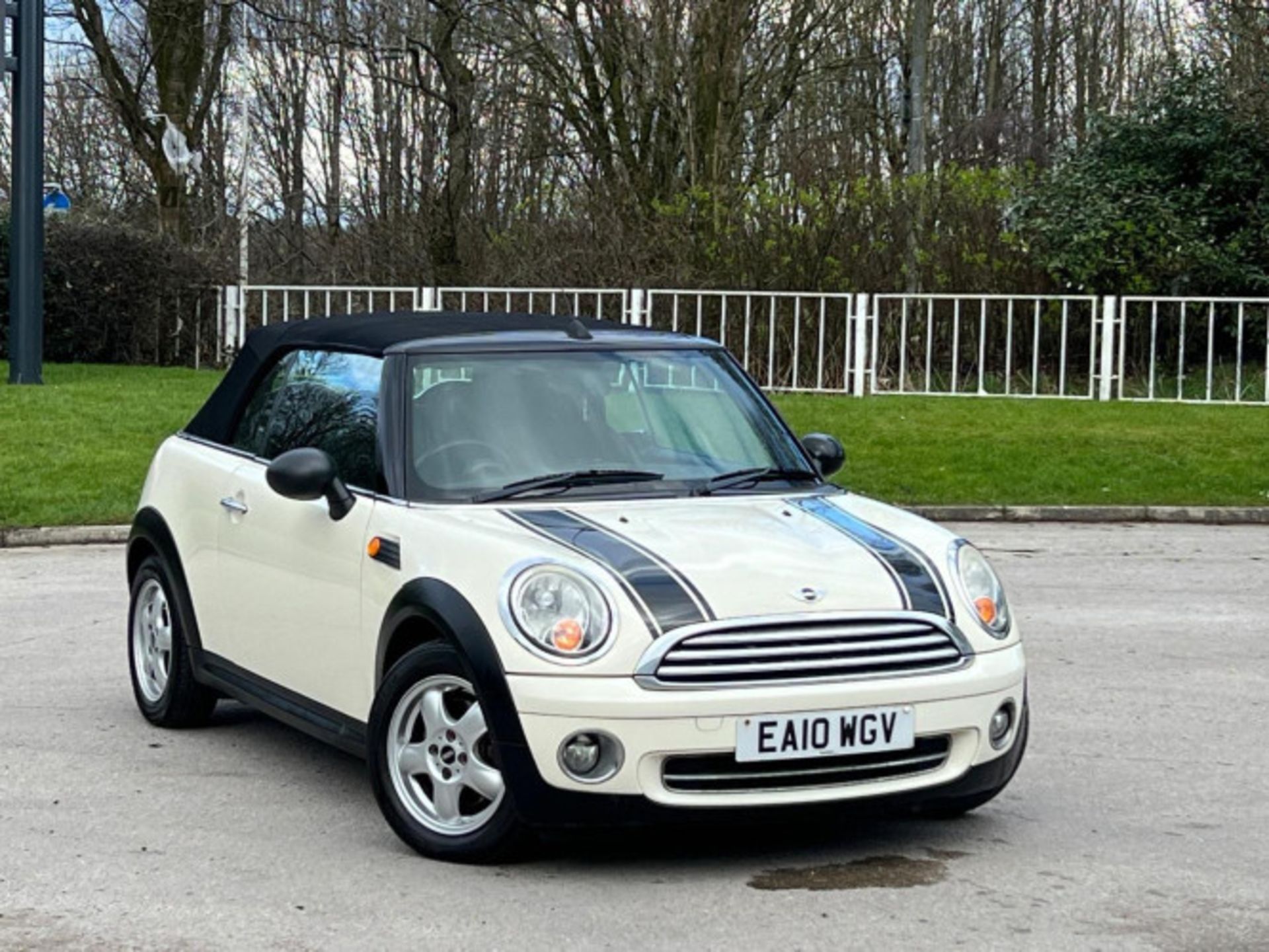 2010 MINI CONVERTIBLE ONE 1.6 - 92K MILES -WELL-MAINTAINED >--NO VAT ON HAMMER--<< - Bild 95 aus 95