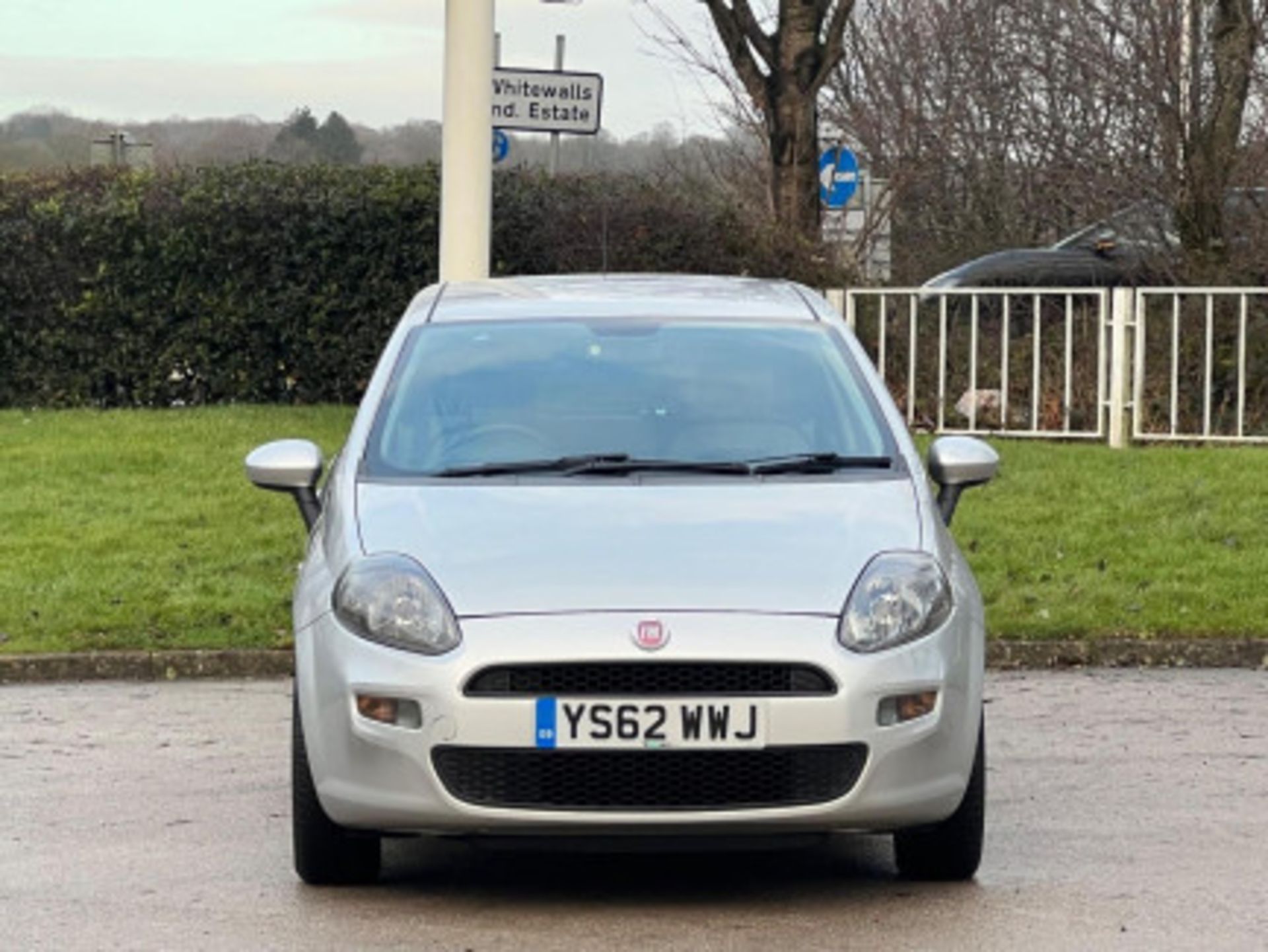 2013 FIAT PUNTO 1.4 PETROL - LONG MOT, >>--NO VAT ON HAMMER--<< - Image 4 of 105