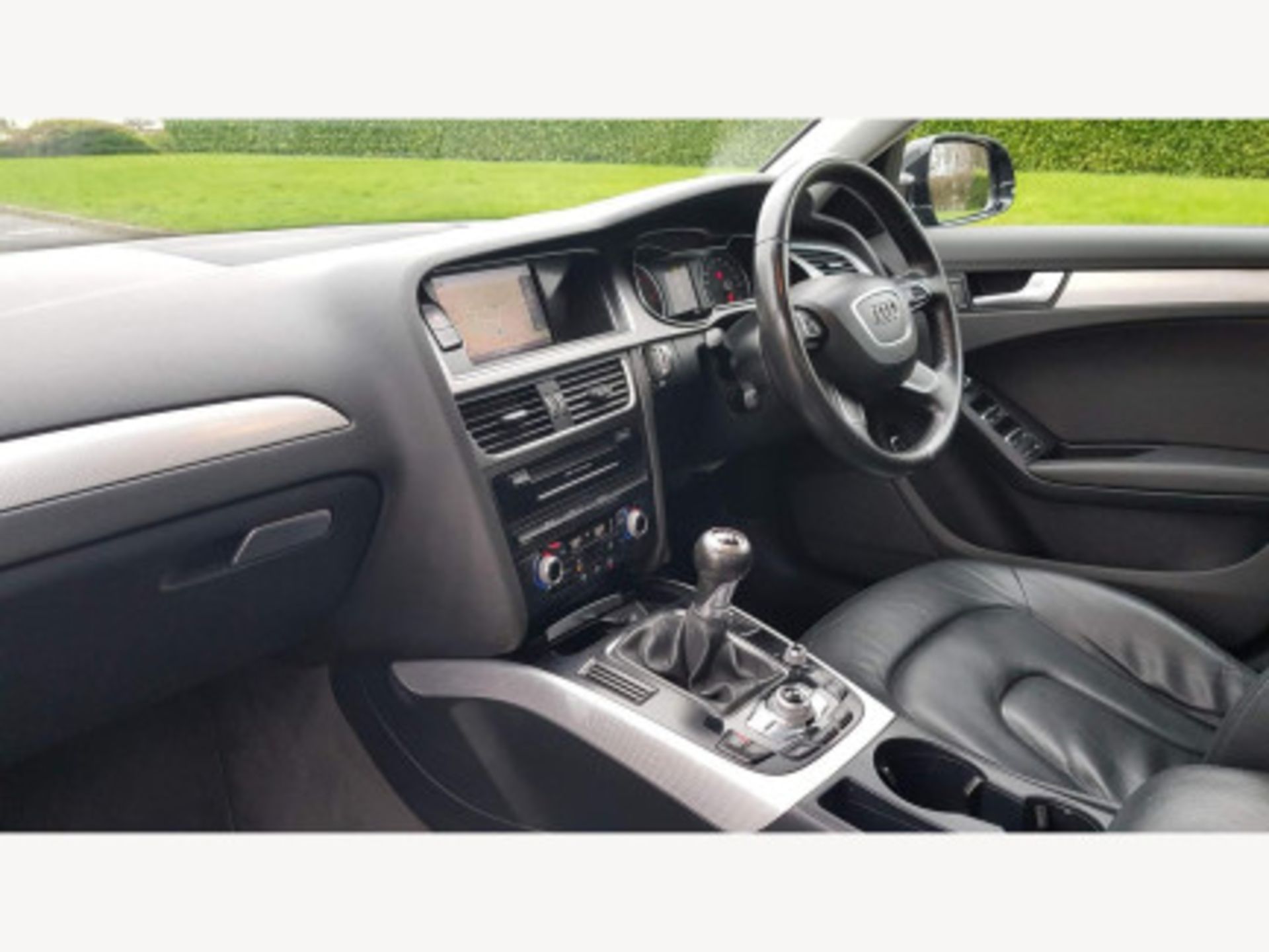 2013 AUDI A4 2.0 TDI SE TECHNIK 4DR - >>-NO VAT ON HAMMER<< - Image 55 of 193