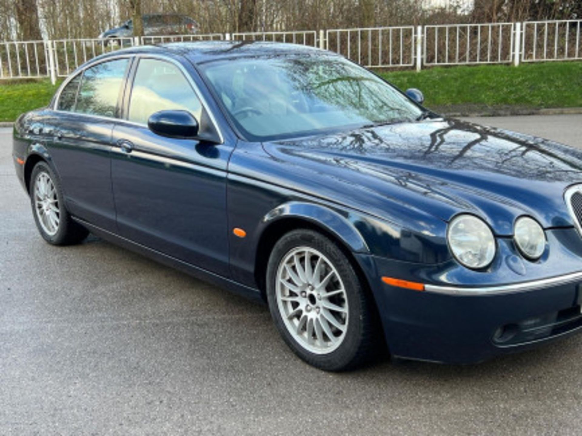 LUXURY JAGUAR S-TYPE SE DIESEL AUTO - A SOPHISTICATED SEDAN >>--NO VAT ON HAMMER--<< - Image 46 of 131