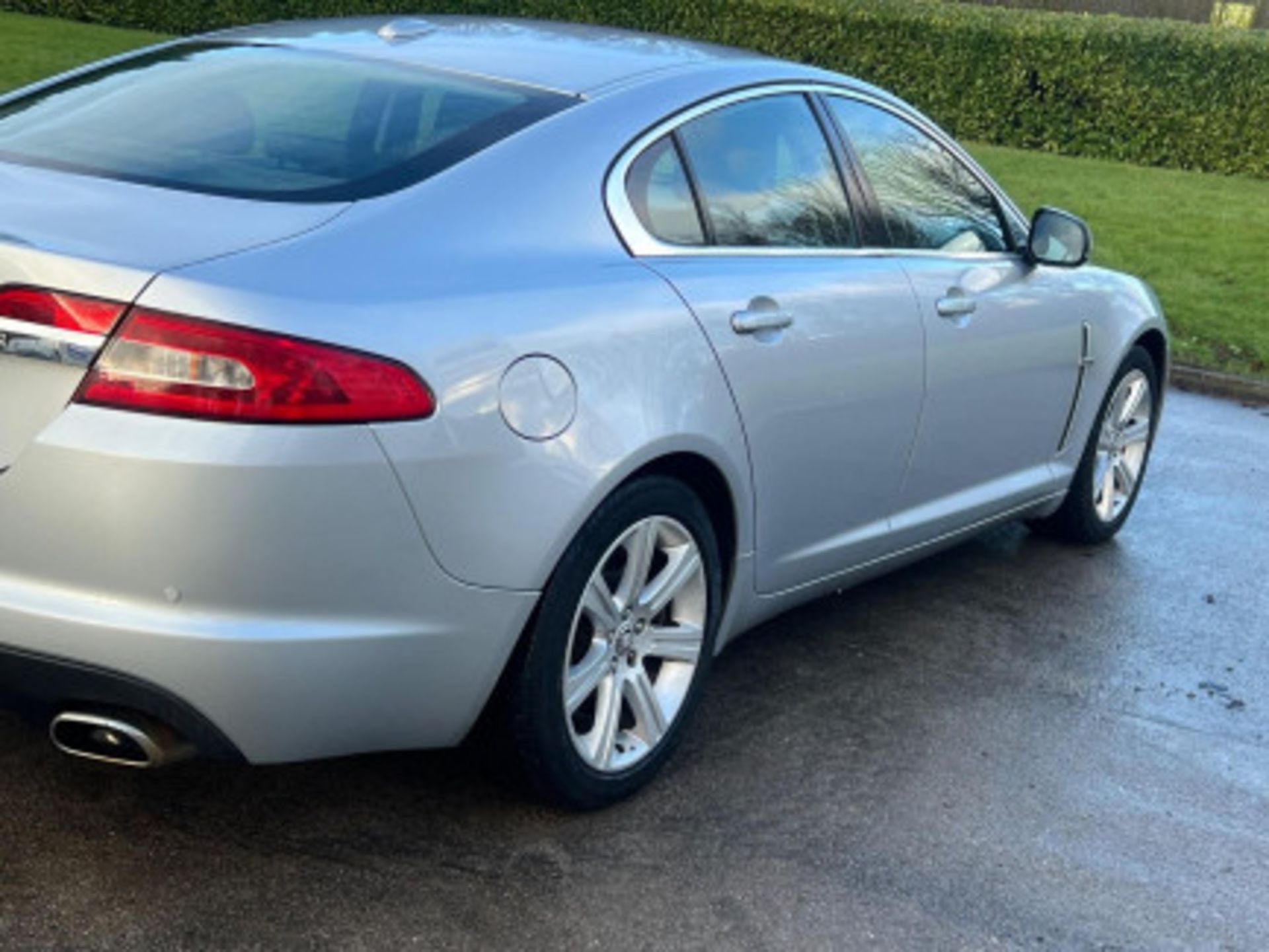 LUXURIOUS JAGUAR XF 3.0D V6 LUXURY 4DR AUTOMATIC SALOON >>--NO VAT ON HAMMER--<< - Image 46 of 118