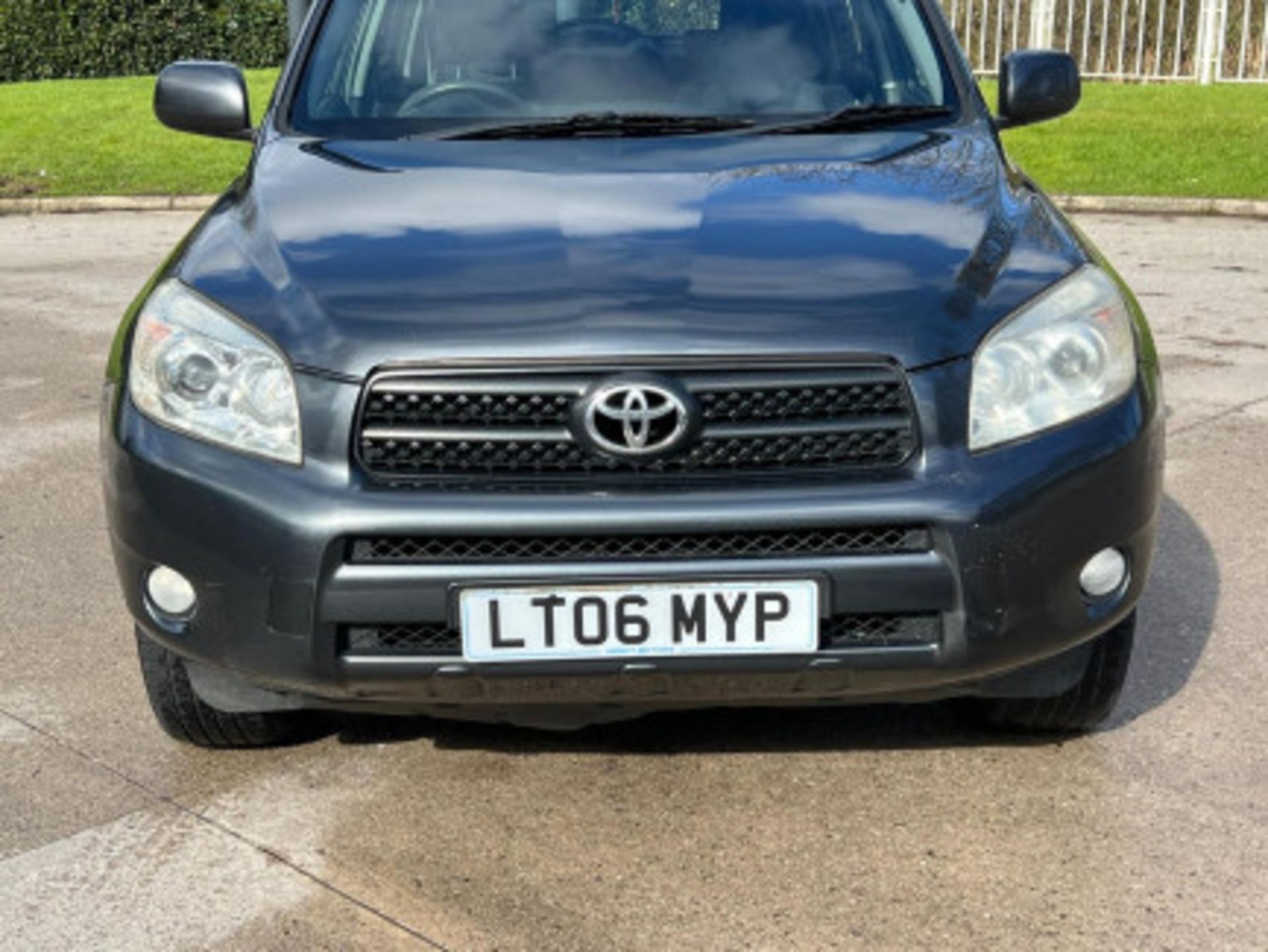 2006 TOYOTA RAV4 2.0 XT3 4WD 5DR >>--NO VAT ON HAMMER--<< - Image 57 of 131