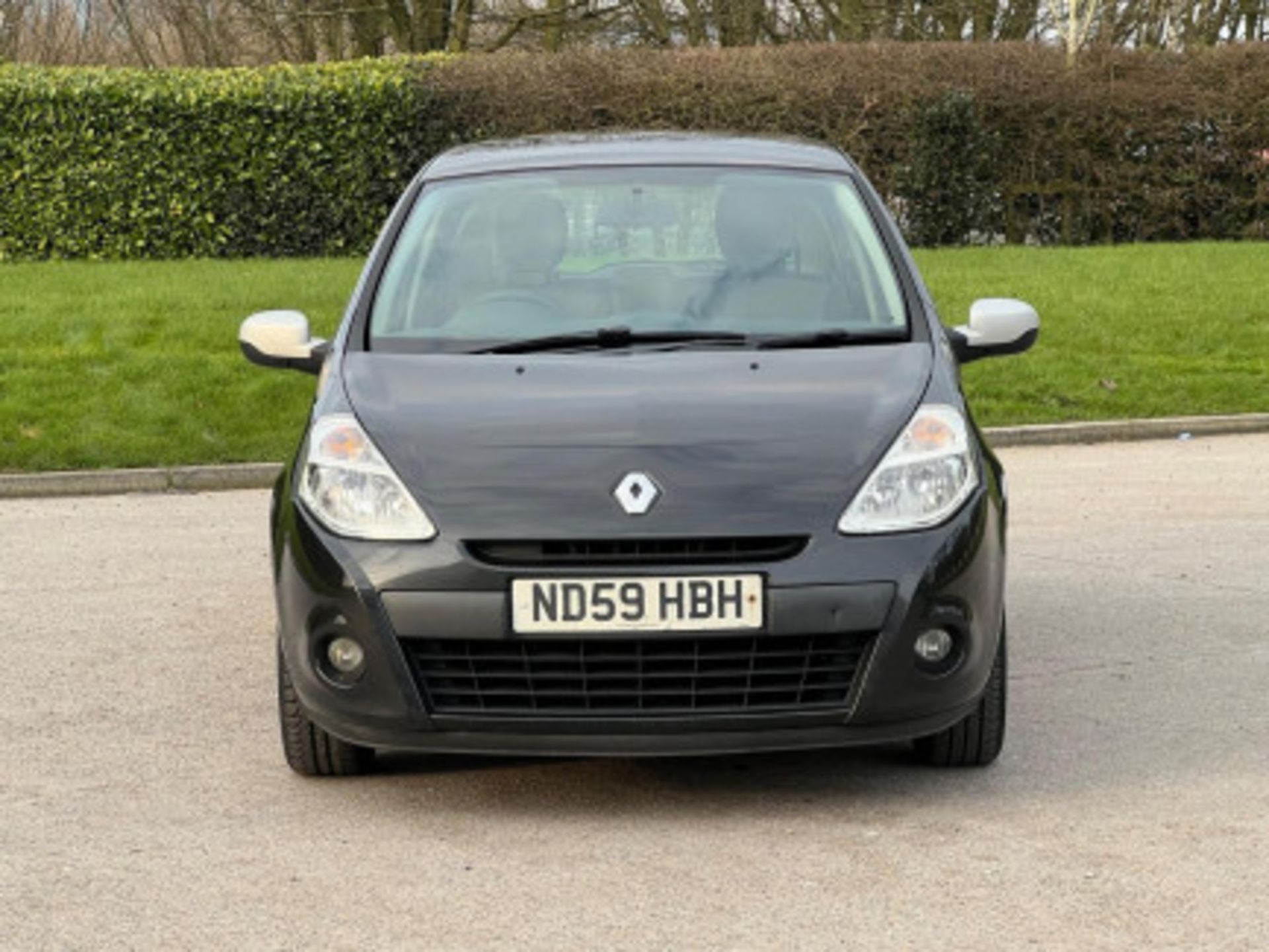 2009 RENAULT CLIO 1.2 16V EXPRESSION 5DR >>--NO VAT ON HAMMER--<< - Image 15 of 111