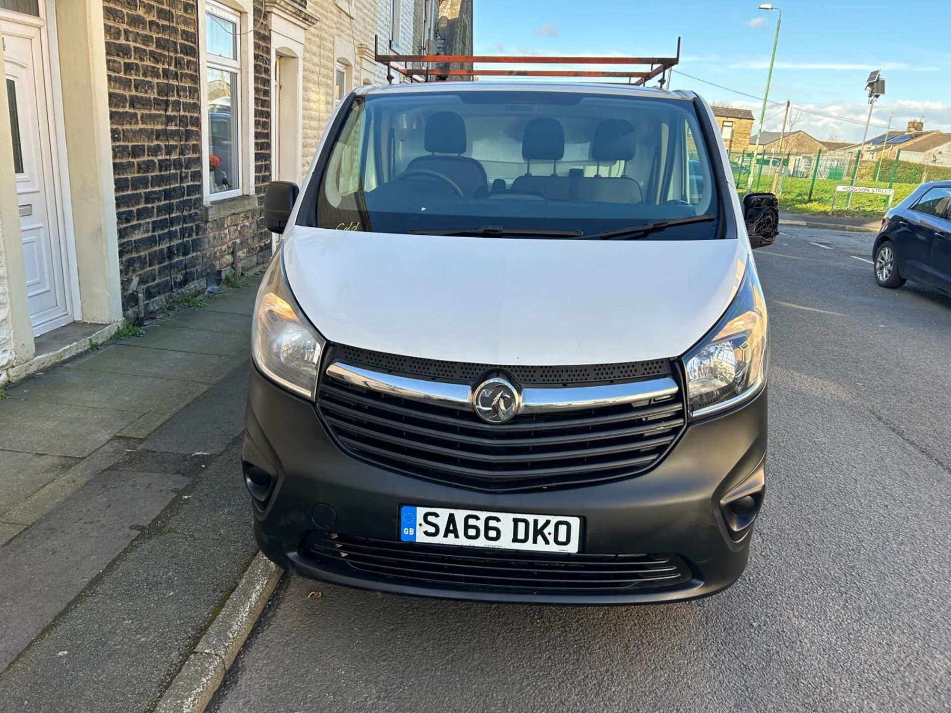 2016 VAUXHALL VIVARO SPORTIVE - ONLY 58K MILES - HPI CLEAR - READY FOR WORK! - Image 2 of 13