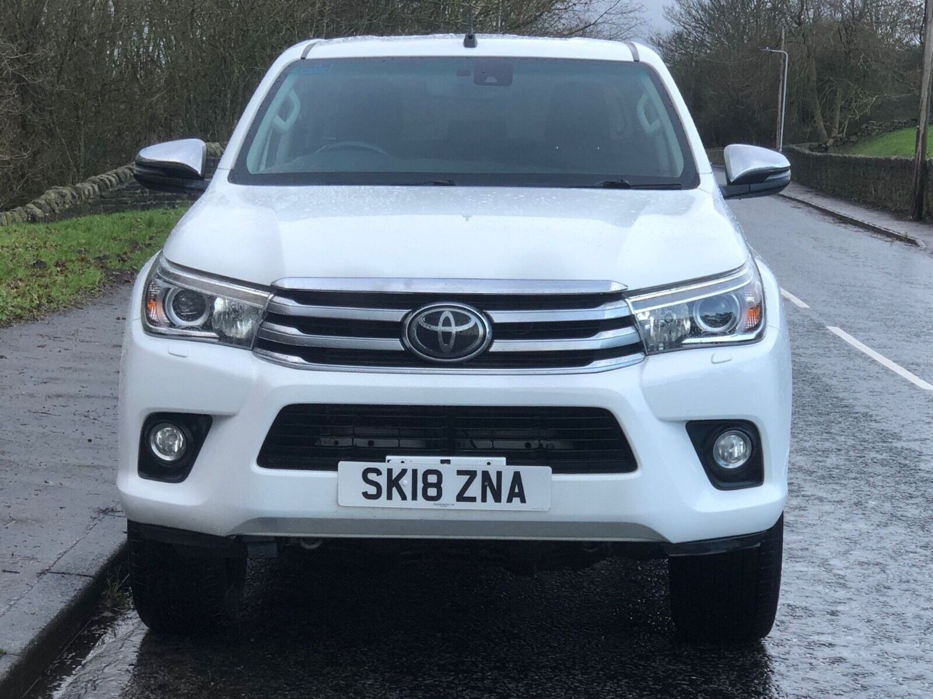 2018/18 TOYOTA HILUX 2.4 INVINCIBLE DOUBLE CAB - OFF-ROAD ADVENTURE READY>>--NO VAT ON HAMMER--<< - Image 3 of 14