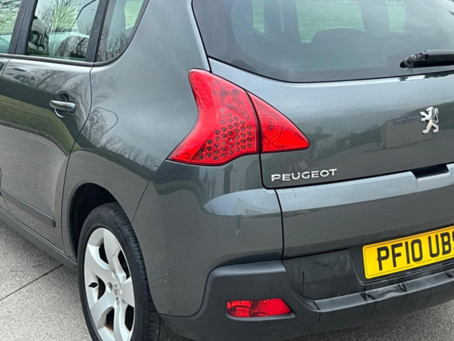 2010 PEUGEOT 3008 1.6 HDI ACTIVE EURO 4 5DR GREY >>--NO VAT ON HAMMER--<< - Image 96 of 119