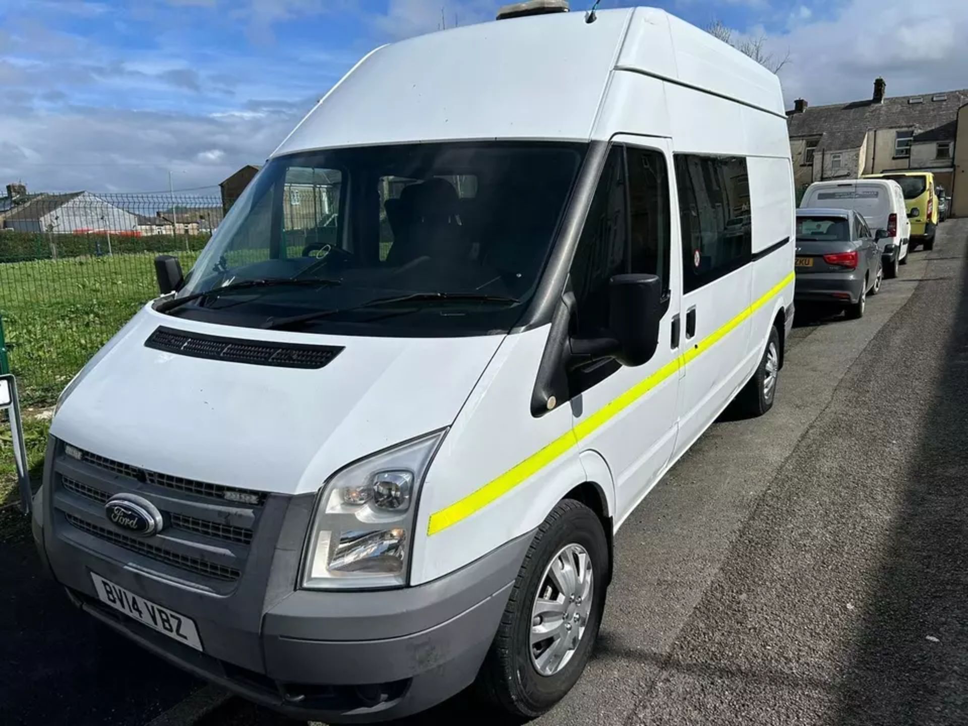 EFFICIENT AND FEATURE-PACKED 2014 FORD TRANSIT WELFARE VAN - IDEAL FOR ON-SITE OPERATIONS!