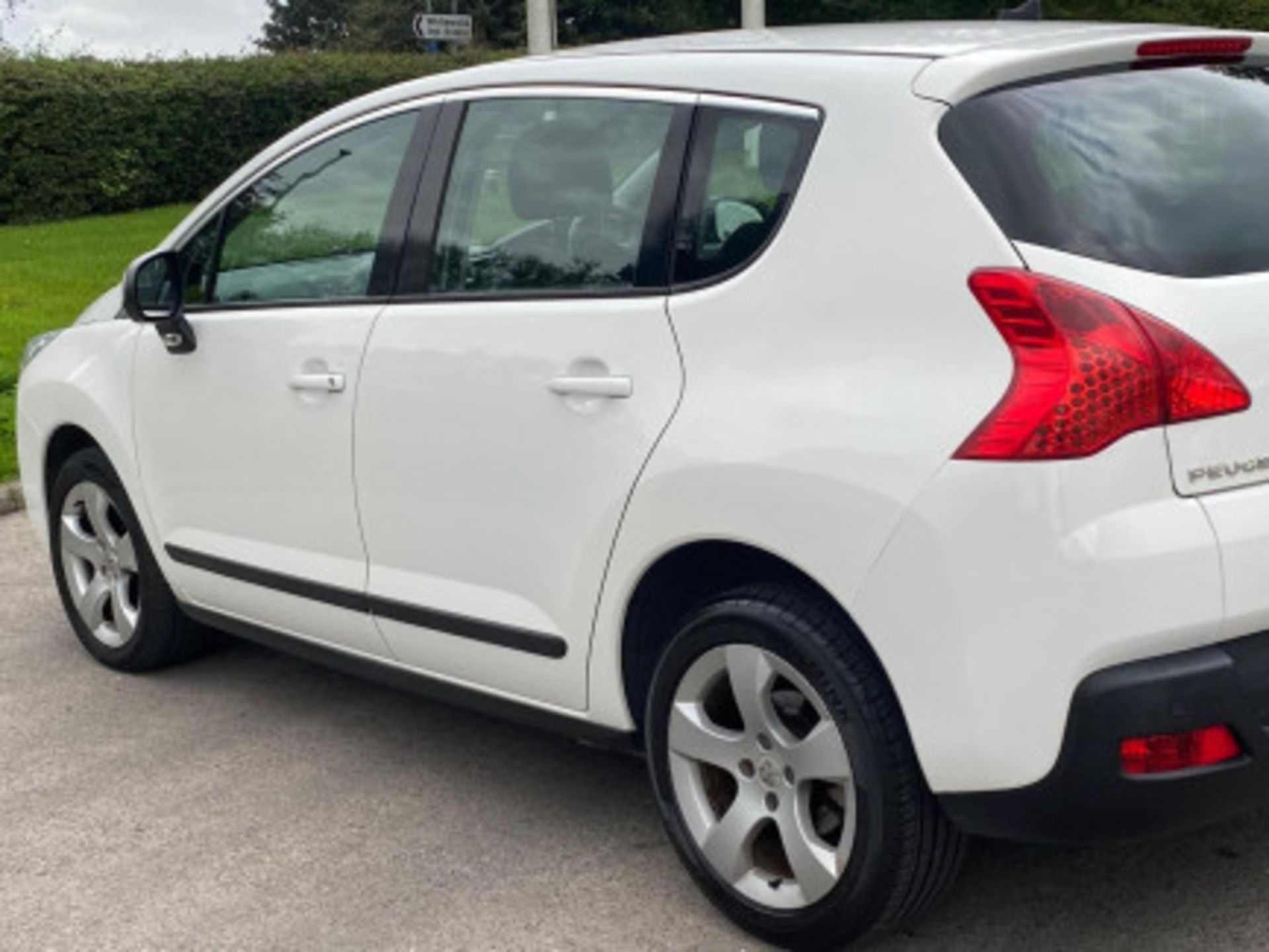 2013 PEUGEOT 3008 1.6 HDI ACTIVE EURO 5 5DR >>--NO VAT ON HAMMER--<< - Image 35 of 104