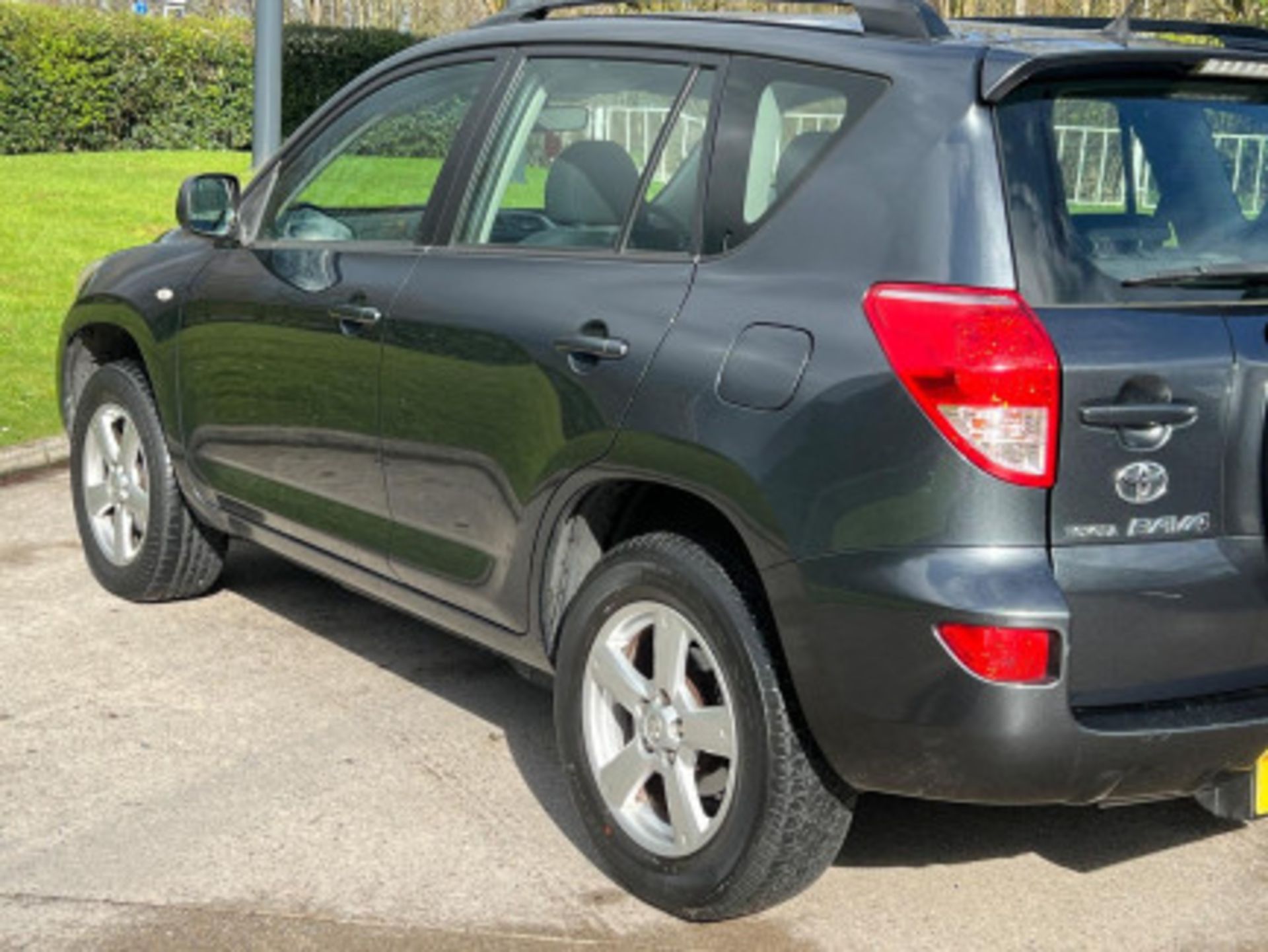 2006 TOYOTA RAV4 2.0 XT3 4WD 5DR >>--NO VAT ON HAMMER--<< - Image 60 of 131