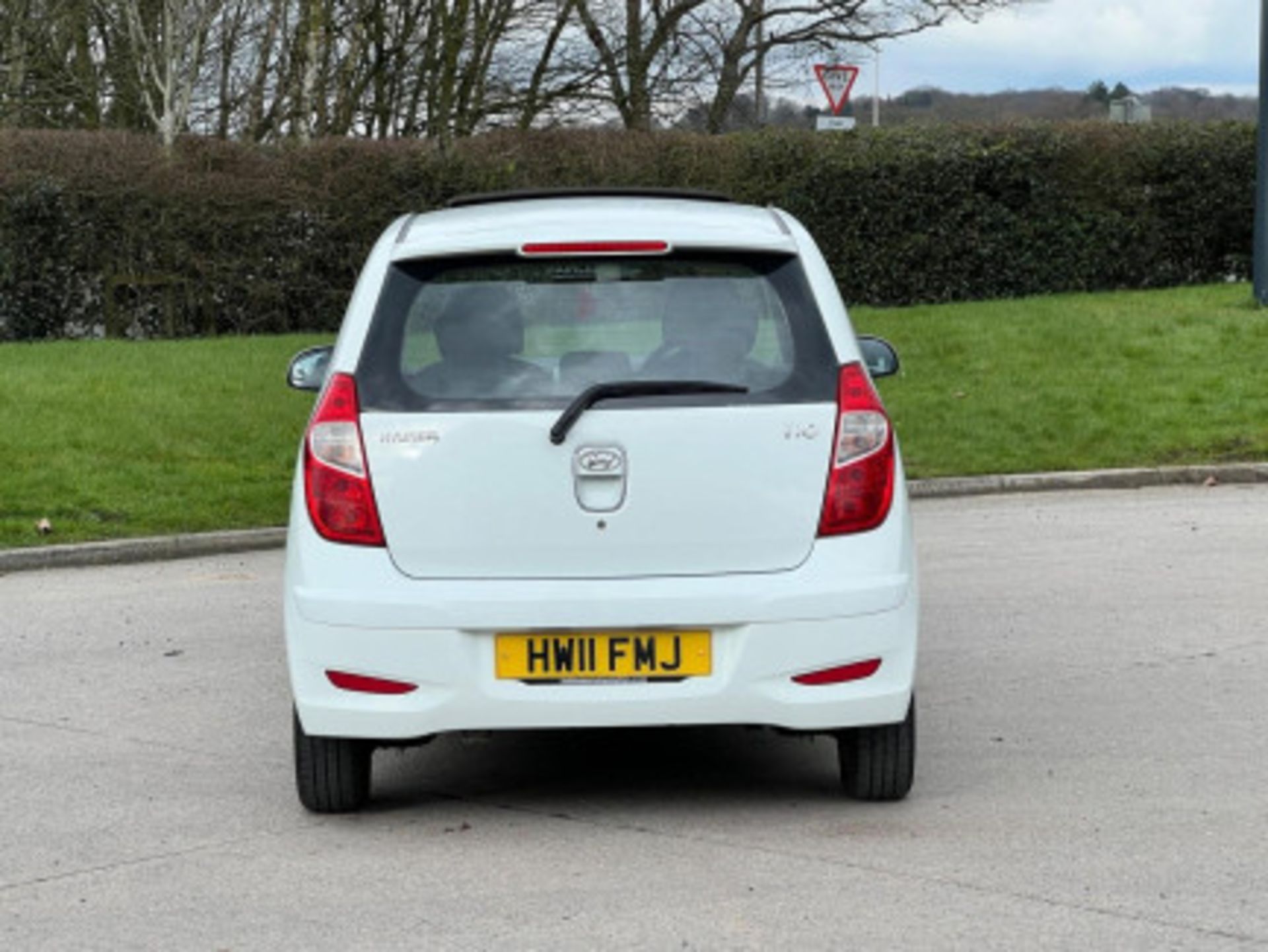 2011 HYUNDAI I10 1.2 STYLE EURO 5DR WHITE >>--NO VAT ON HAMMER--<< - Image 36 of 116