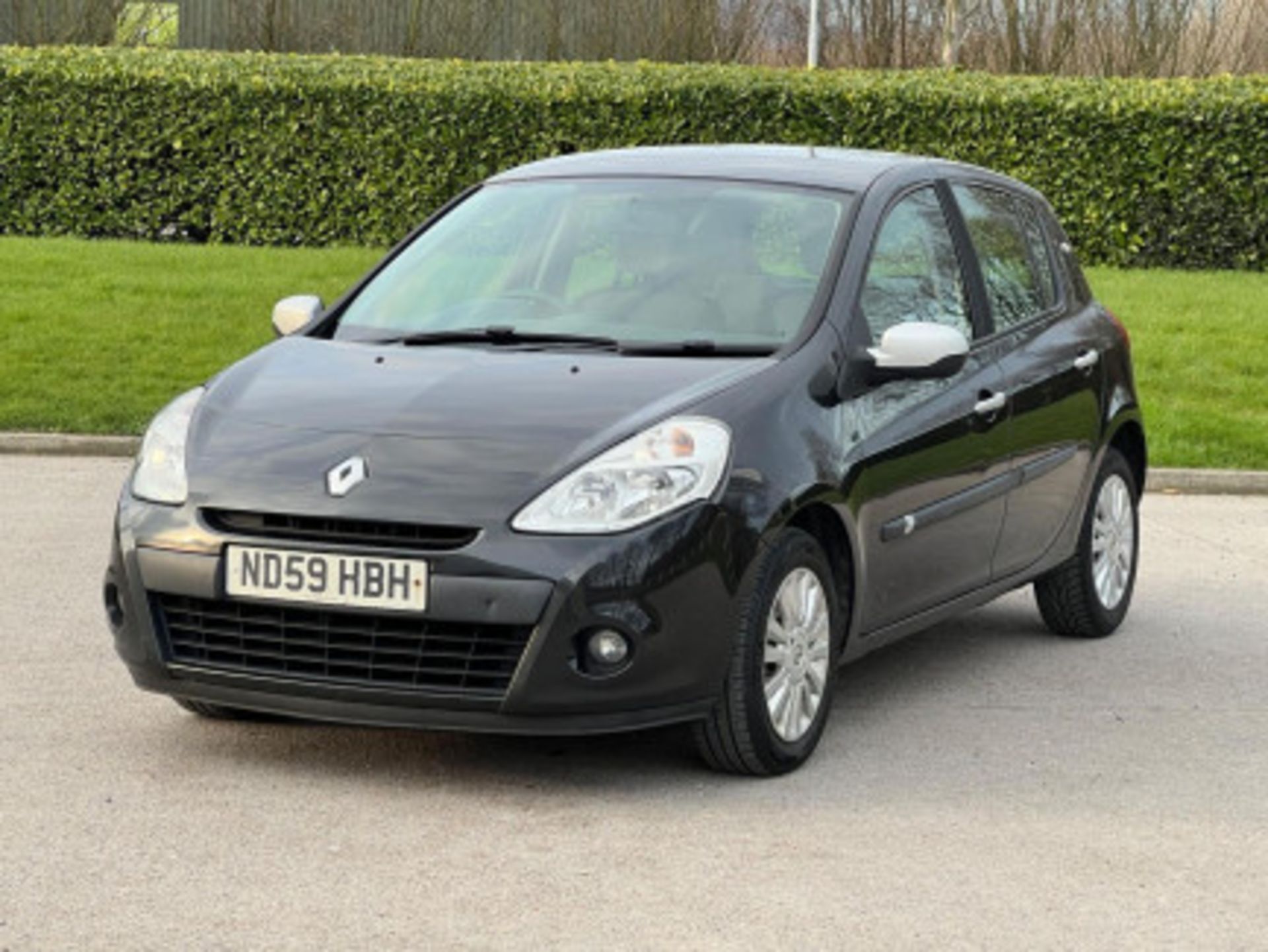 2009 RENAULT CLIO 1.2 16V EXPRESSION 5DR >>--NO VAT ON HAMMER--<< - Image 22 of 111