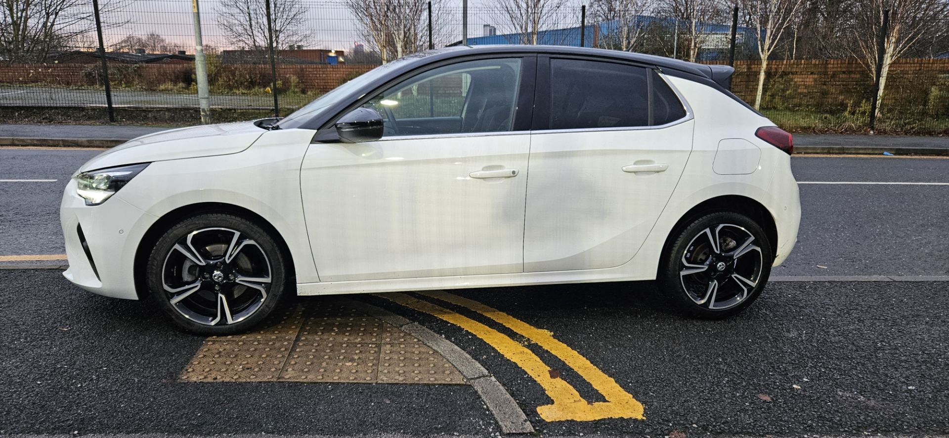 VAUXHALL CORSA ELITE EDITION AUTO - Image 7 of 8