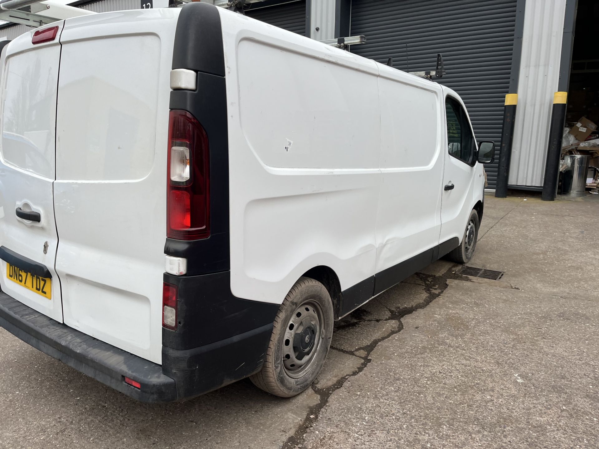 2017 VAUXHALL VIVARO L2H1 2900 CDTI - Image 4 of 6