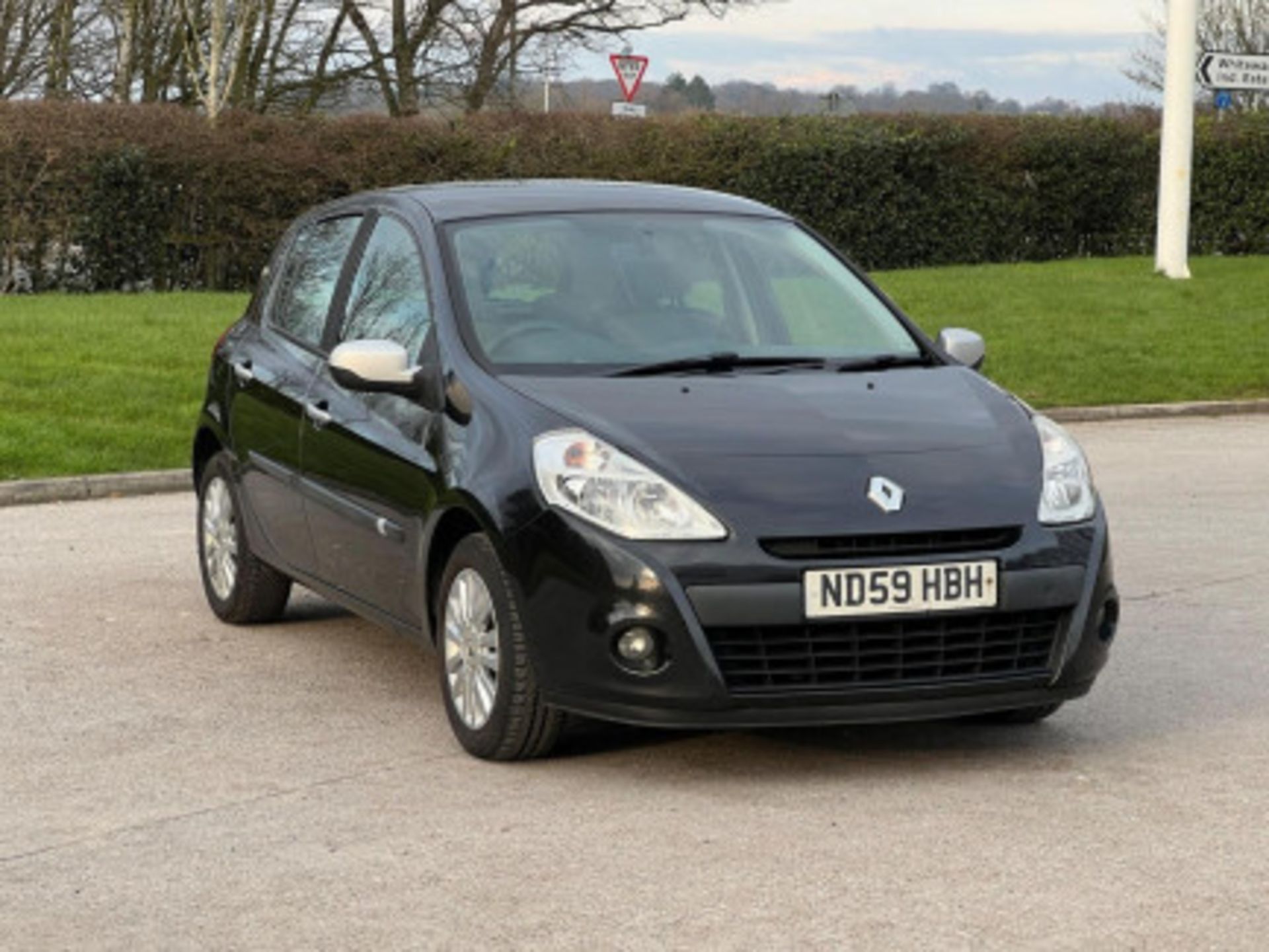 2009 RENAULT CLIO 1.2 16V EXPRESSION 5DR >>--NO VAT ON HAMMER--<< - Image 58 of 111