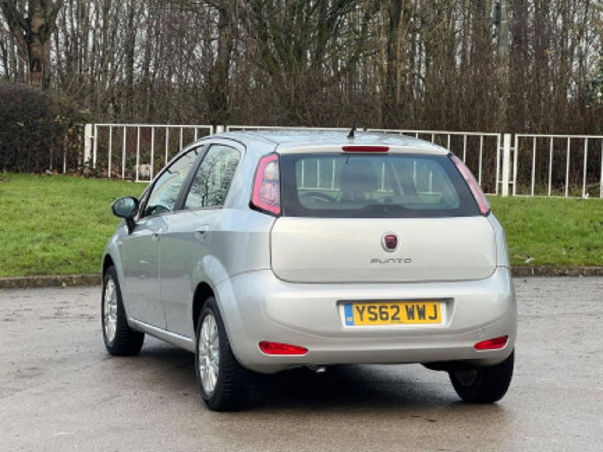 2013 FIAT PUNTO 1.4 PETROL - LONG MOT, >>--NO VAT ON HAMMER--<< - Image 44 of 105