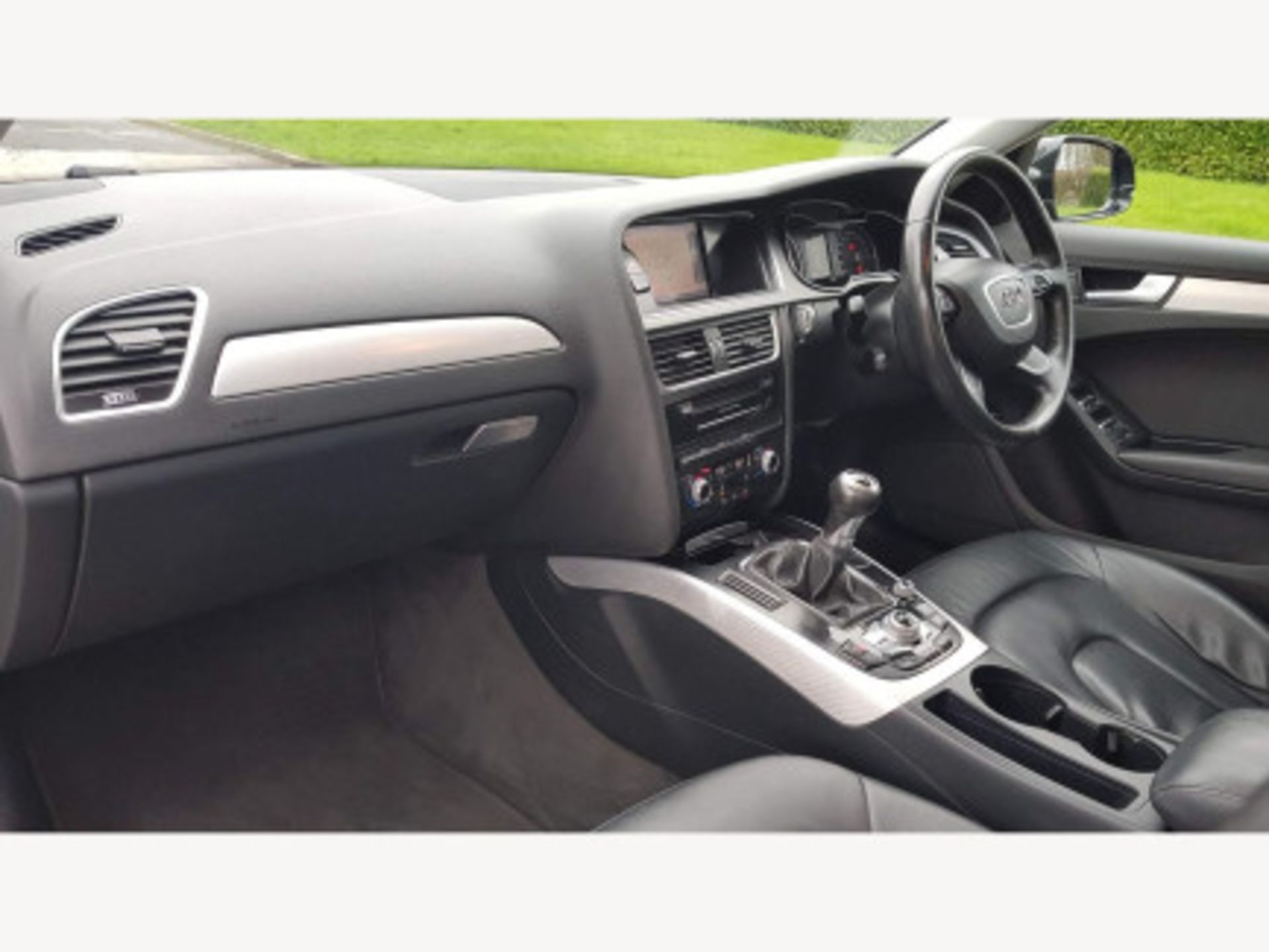 2013 AUDI A4 2.0 TDI SE TECHNIK 4DR - >>-NO VAT ON HAMMER<< - Image 57 of 193