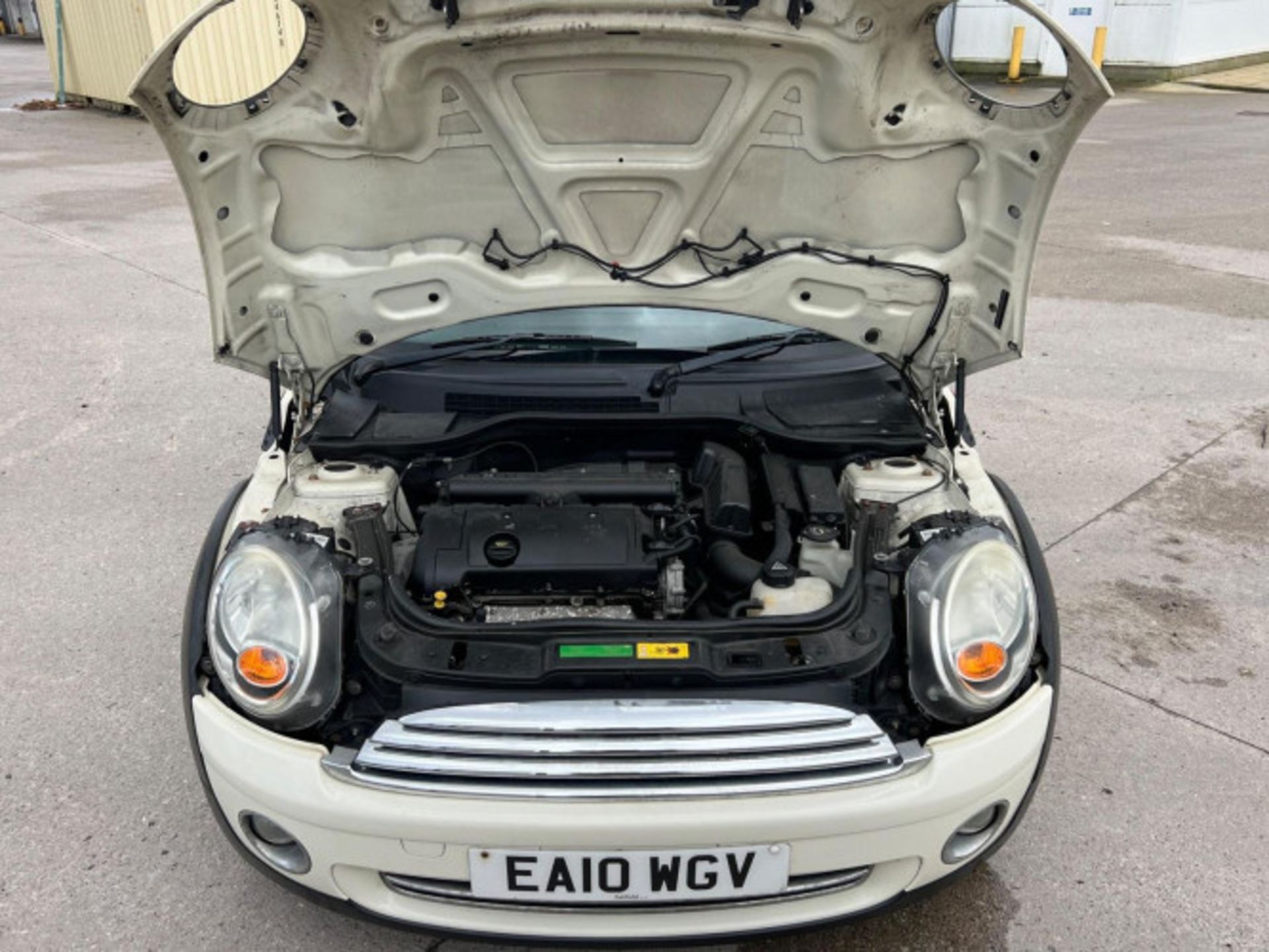2010 MINI CONVERTIBLE ONE 1.6 - 92K MILES -WELL-MAINTAINED >--NO VAT ON HAMMER--<< - Image 45 of 95