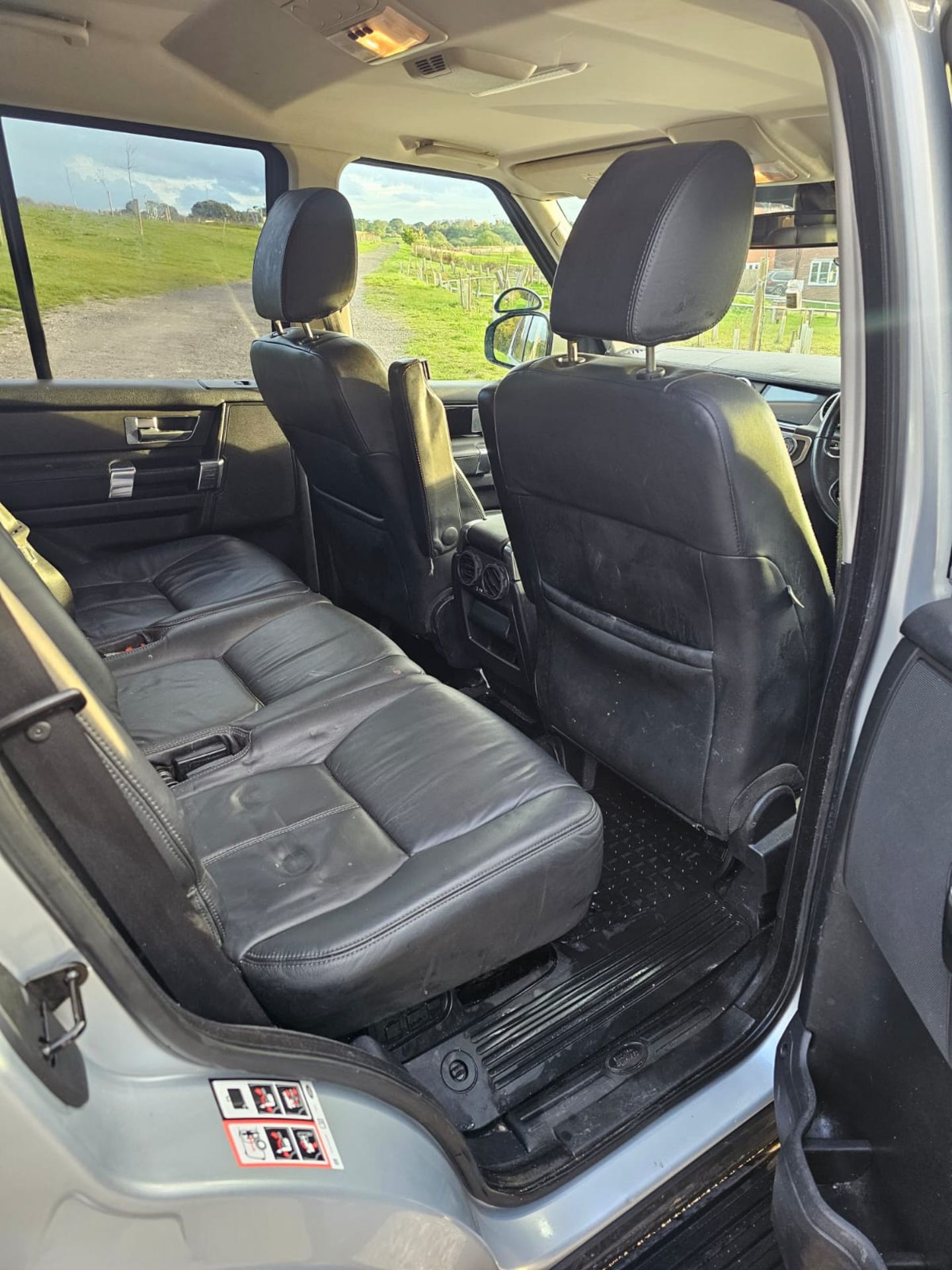 2015 LAND ROVER DISCOVERY SE - Bild 3 aus 8