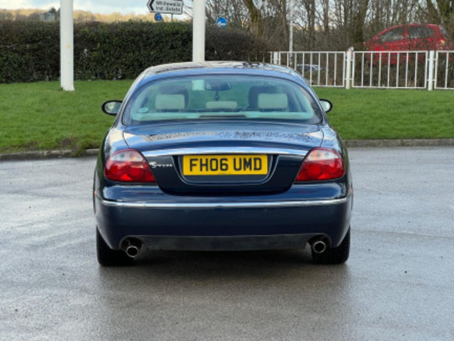 LUXURY JAGUAR S-TYPE SE DIESEL AUTO - A SOPHISTICATED SEDAN >>--NO VAT ON HAMMER--<< - Image 37 of 131