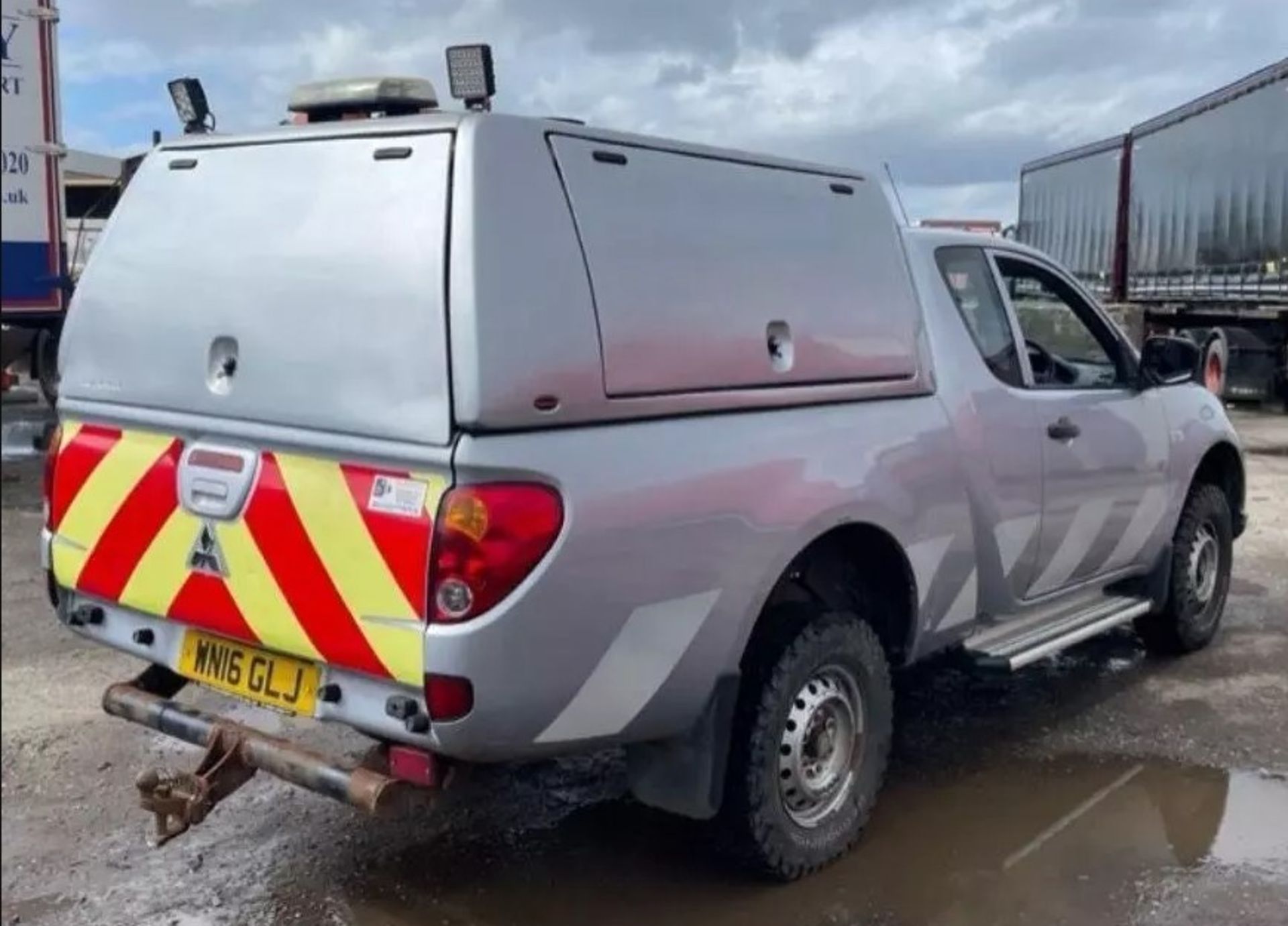 2016 MITSUBISHI L200 4LIFE CLUB CAB -162 K MILEAGE-HPI CLEAR REDY TO GO - Image 11 of 13