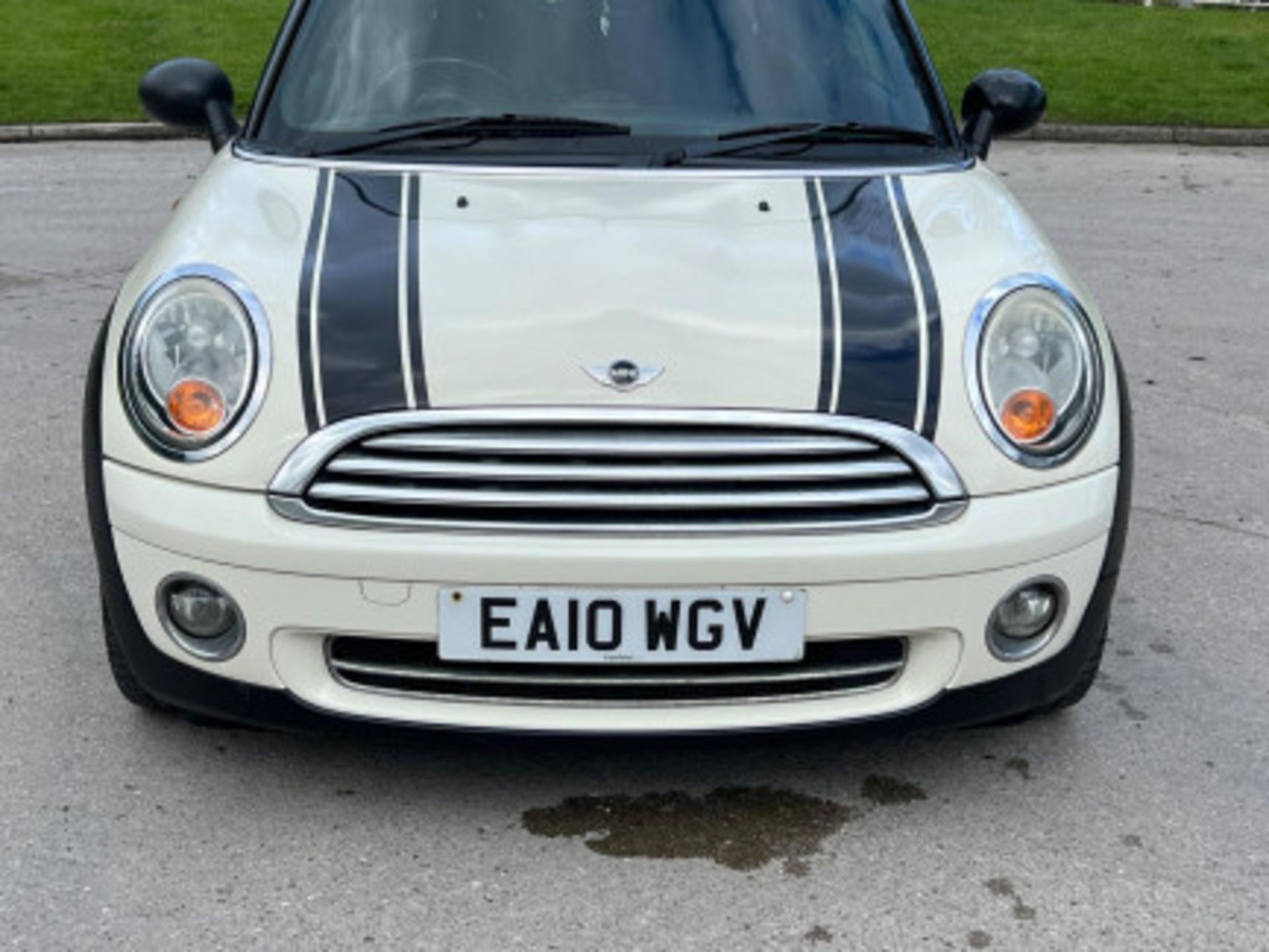 2010 MINI CONVERTIBLE ONE 1.6 - 92K MILES -WELL-MAINTAINED >--NO VAT ON HAMMER--<< - Bild 29 aus 95