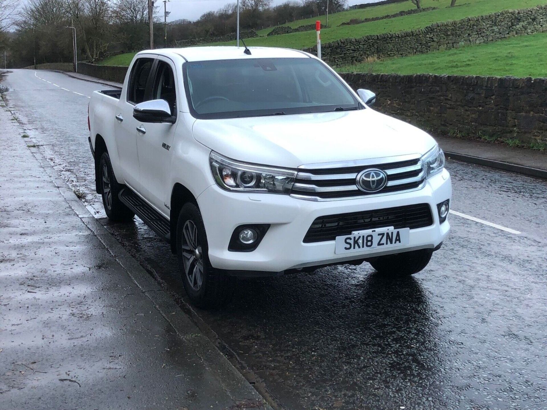 2018/18 TOYOTA HILUX 2.4 INVINCIBLE DOUBLE CAB - OFF-ROAD ADVENTURE READY>>--NO VAT ON HAMMER--<<
