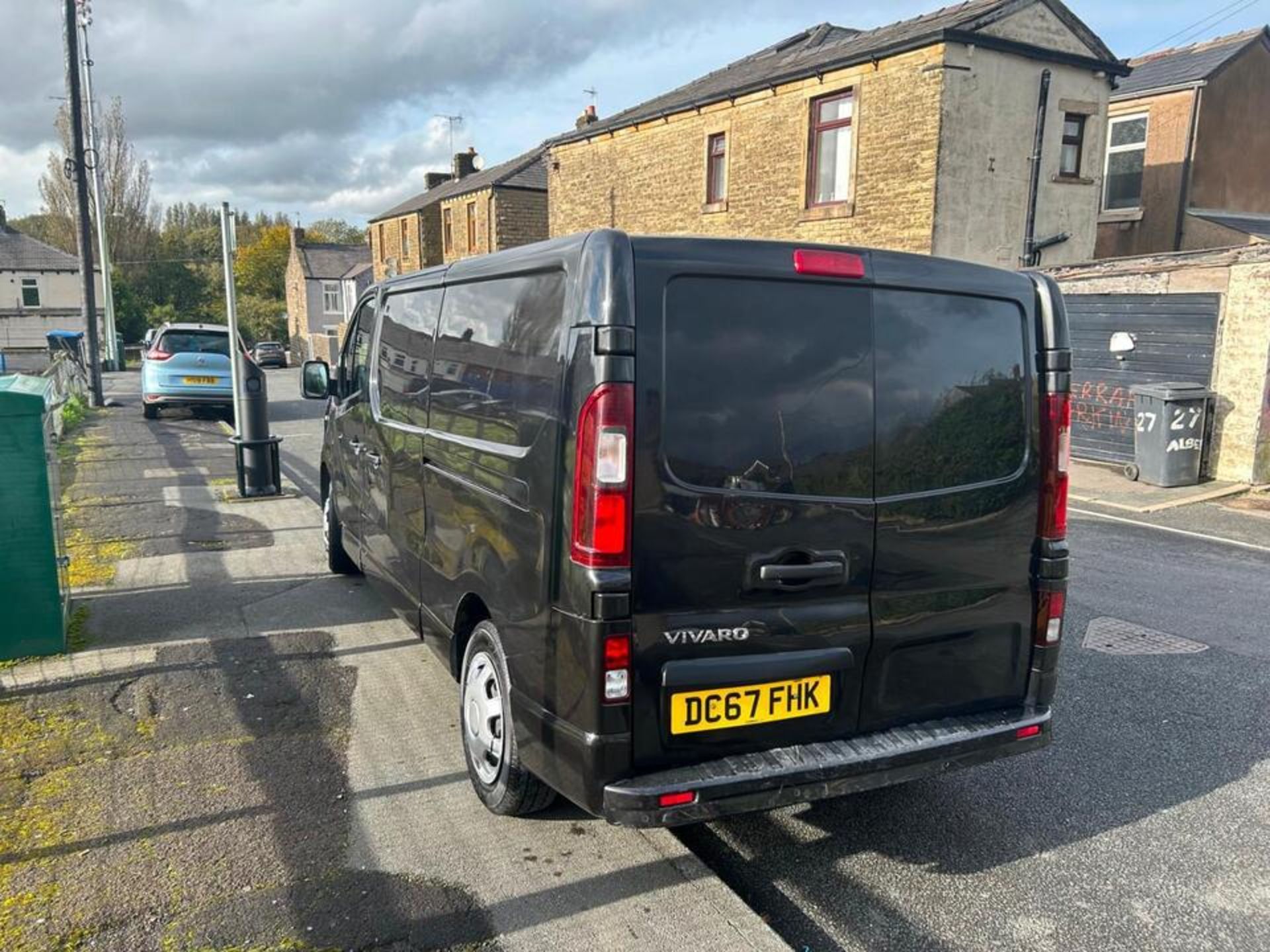 2018 VAUXHALL VIVARO SPORTIVE -128K MILES- HPI CLEAR - READY FOR ADVENTURE! - Bild 2 aus 11