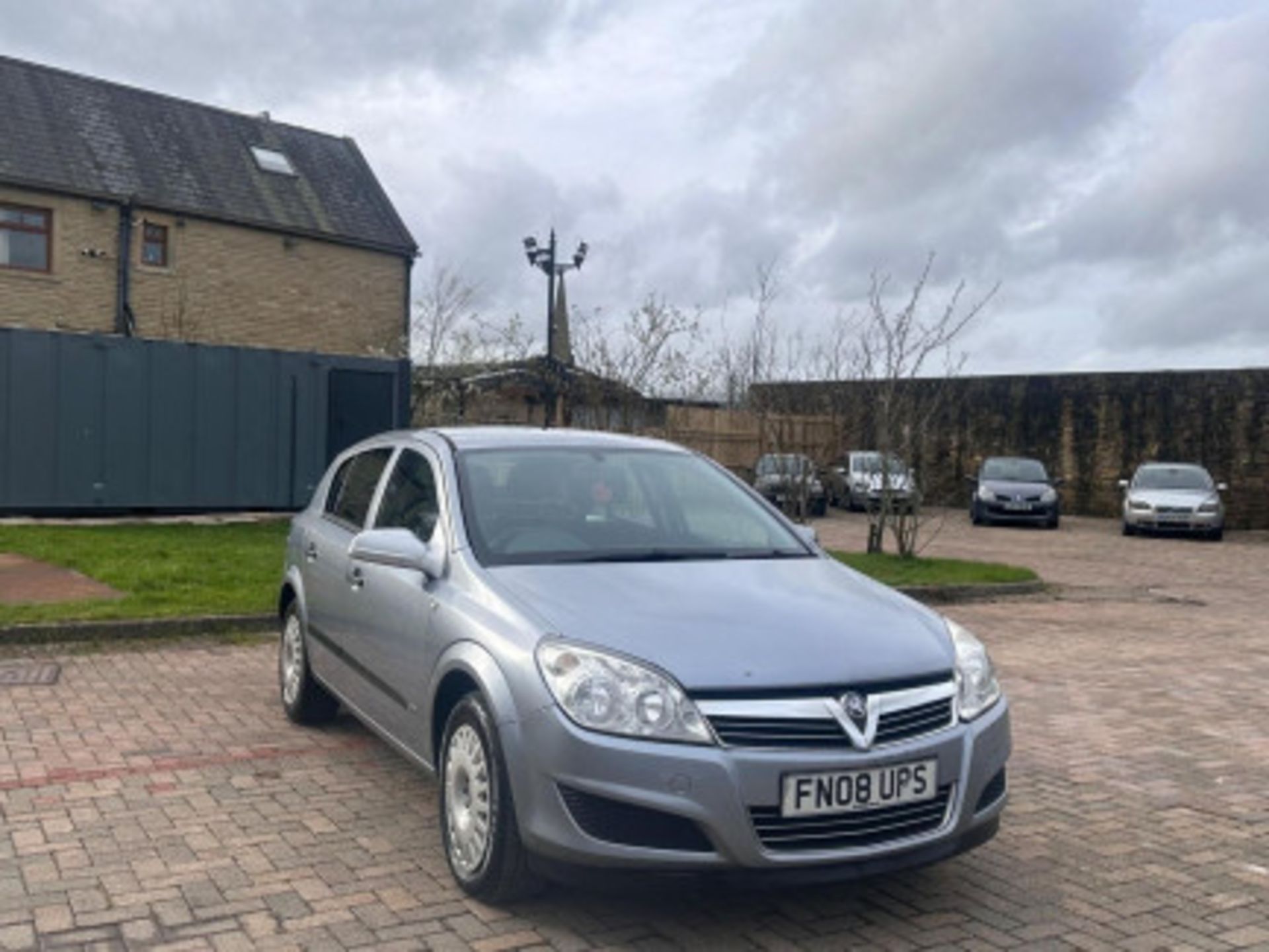 EXCEPTIONAL VAUXHALL ASTRA 1.4 16V LIFE 5 5DR (ONLY 67 K MILEAGE ) >>--NO VAT ON HAMMER--<< - Image 39 of 83