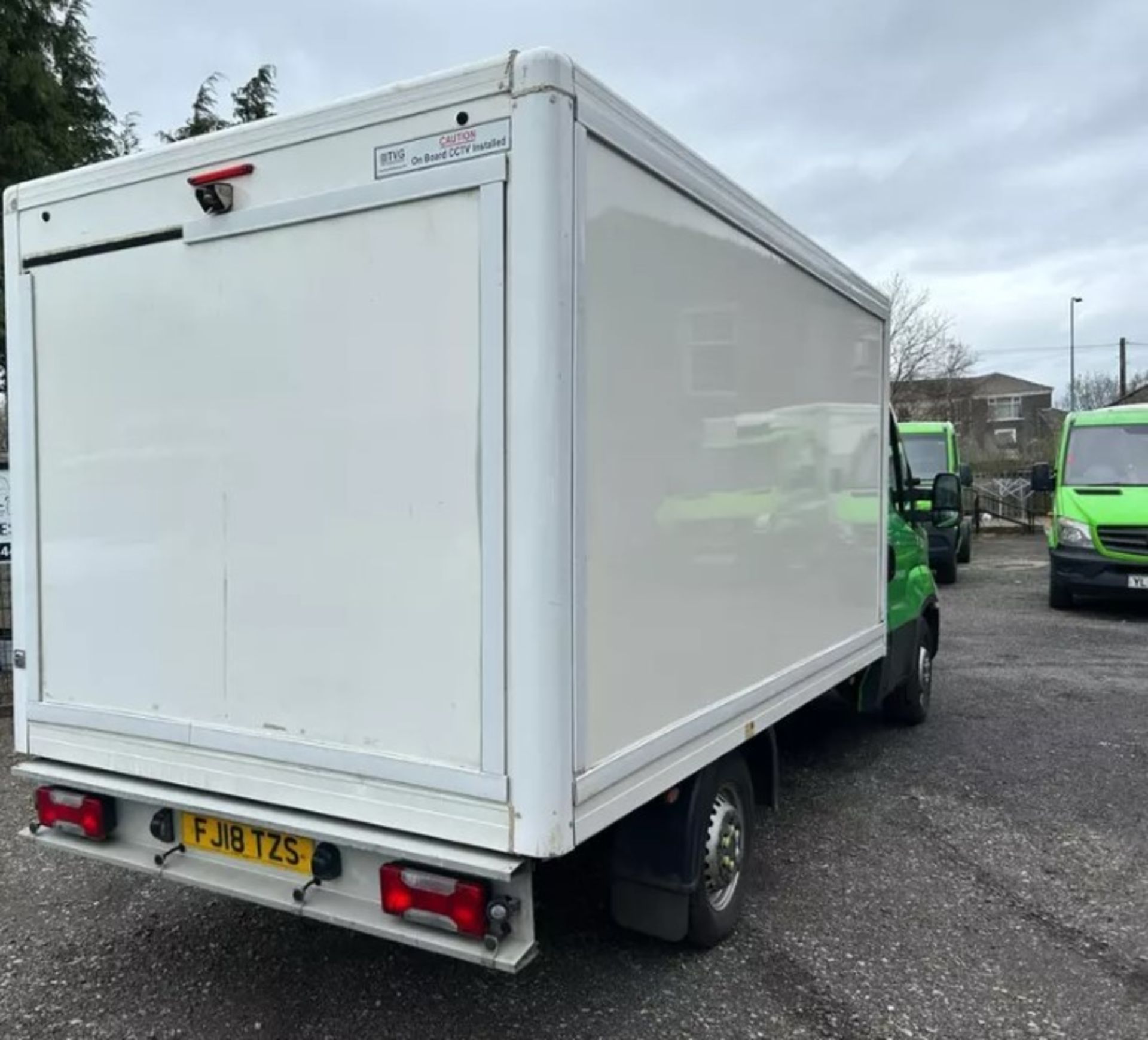 EXCEPTIONAL PERFORMANCE: 2018 IVECO DAILY 35S12 CHASSIS CAB - Image 12 of 15