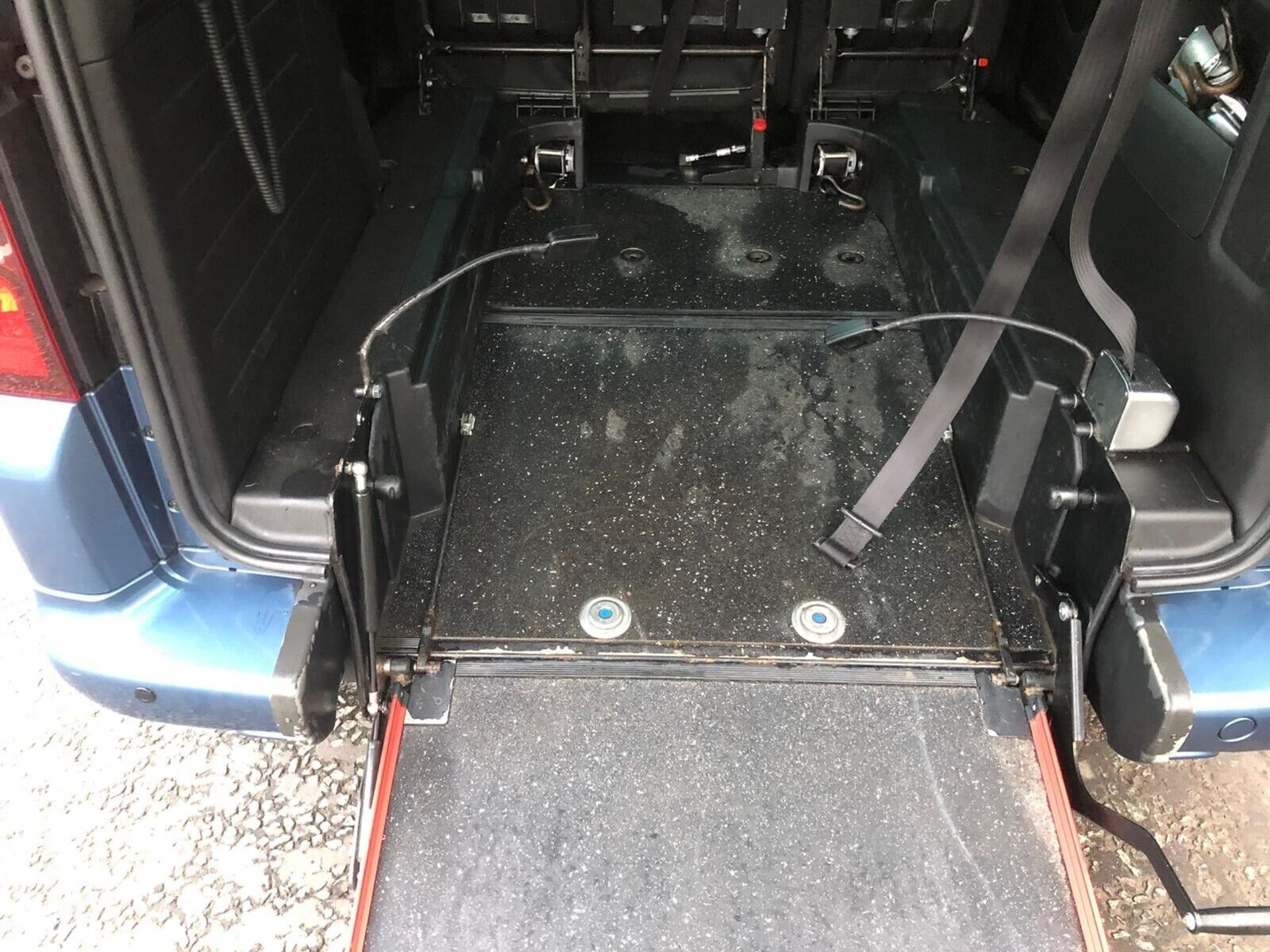 2018/18 PEUGEOT PARTNER ACTIVE WHEELCHAIR ACCESSIBLE VEHICLE >>--NO VAT ON HAMMER--<< - Image 3 of 14